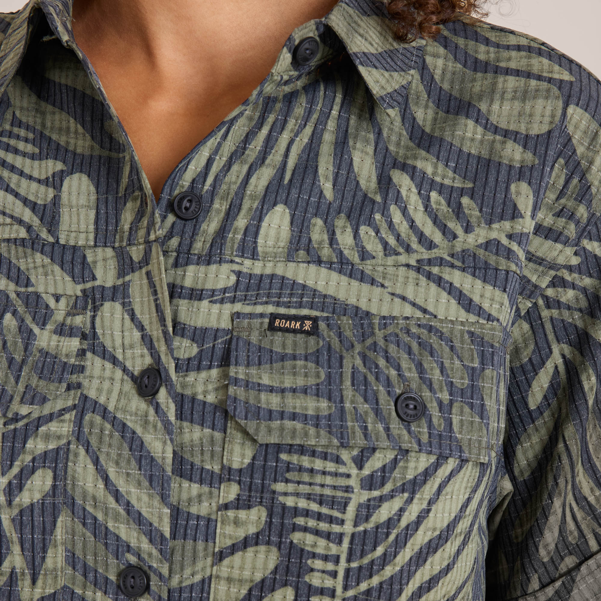 Bless Up Kurz geschnitten Button Up Shirt für Dark Military