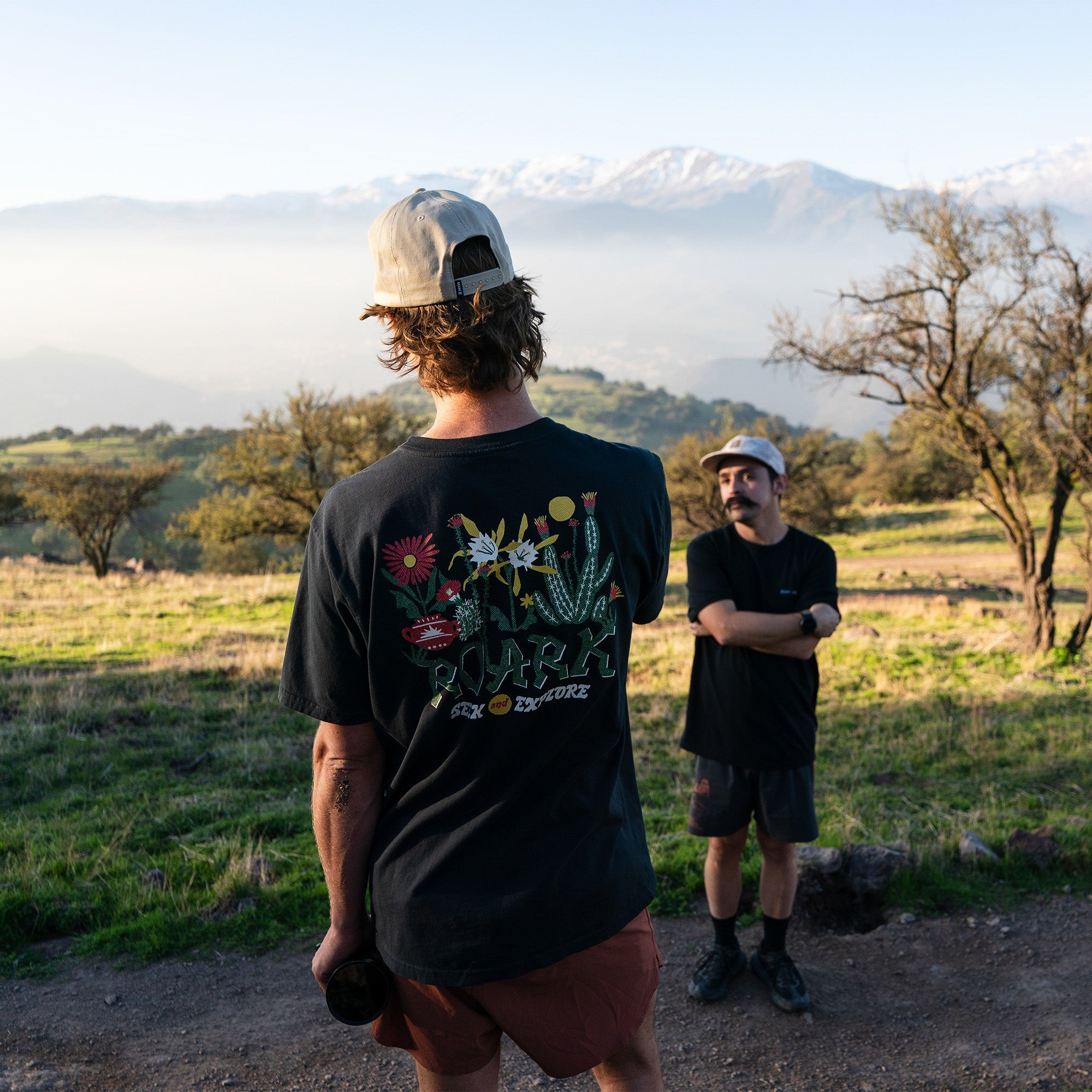 Cactus Garden Premium-T-Shirt - Schwarz