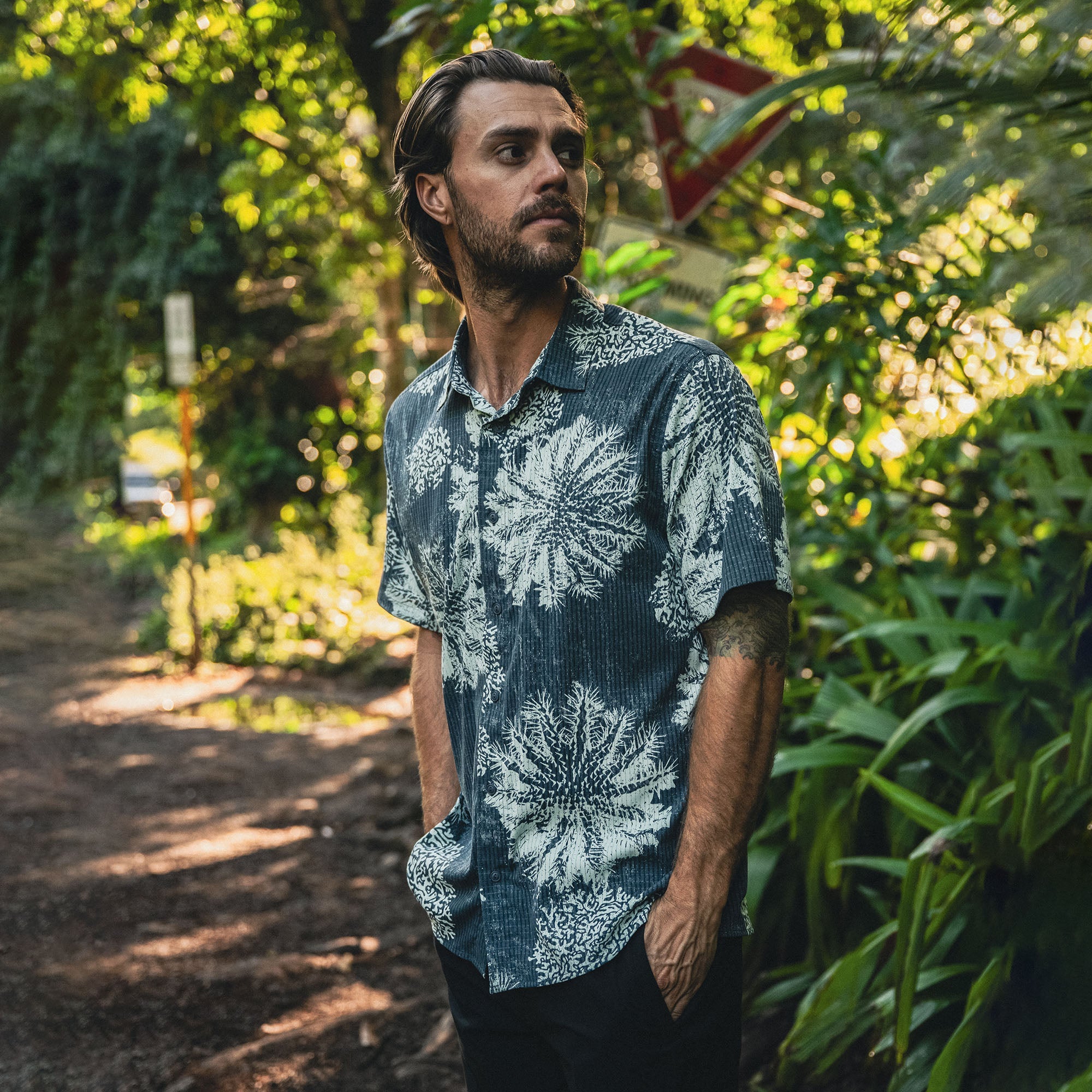 Bless Up Atmungsaktives Stretch-Shirt - Marine Pukpulko