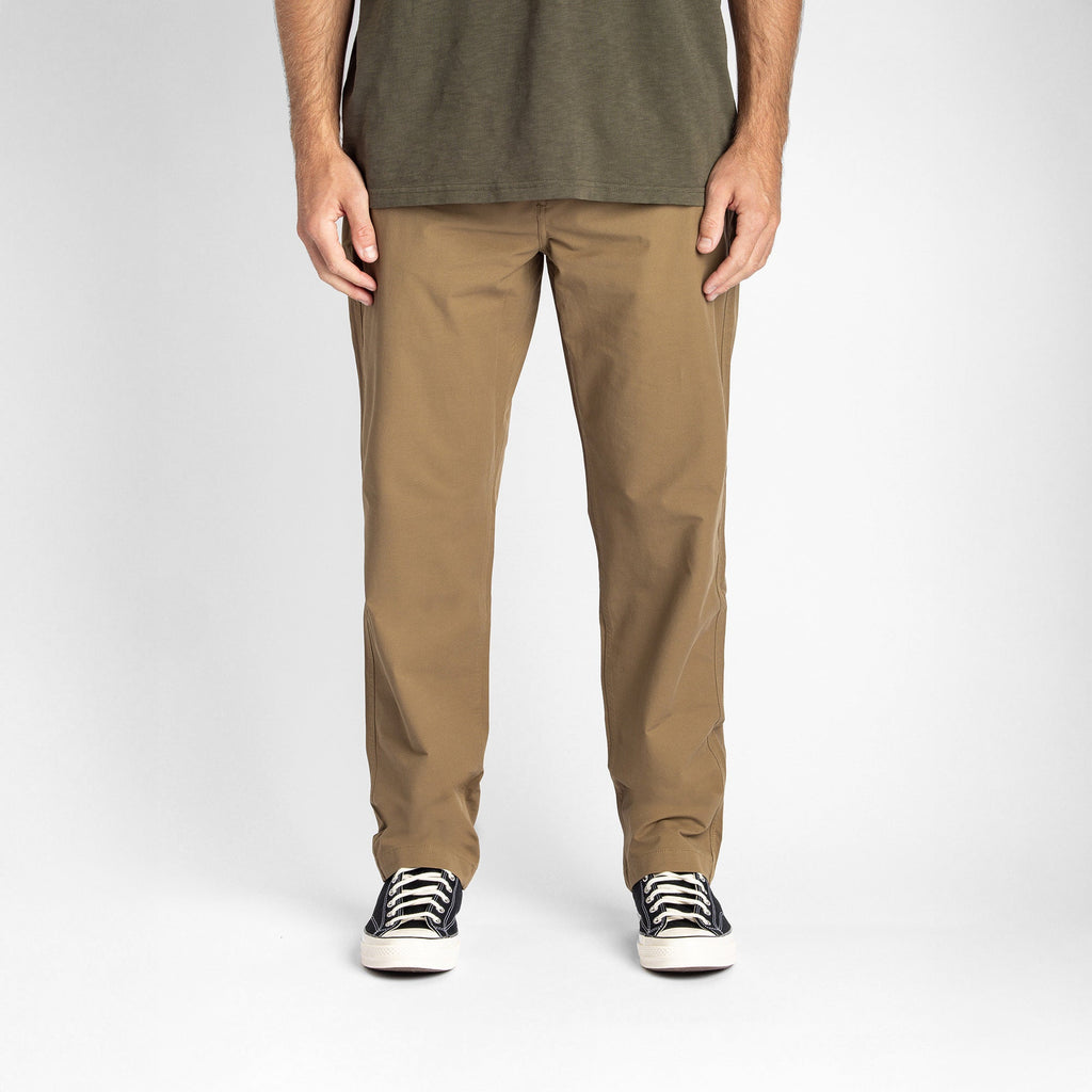 Layover Pro Traveler Hose - Dark Khaki (Deutsche Ausgabe)
