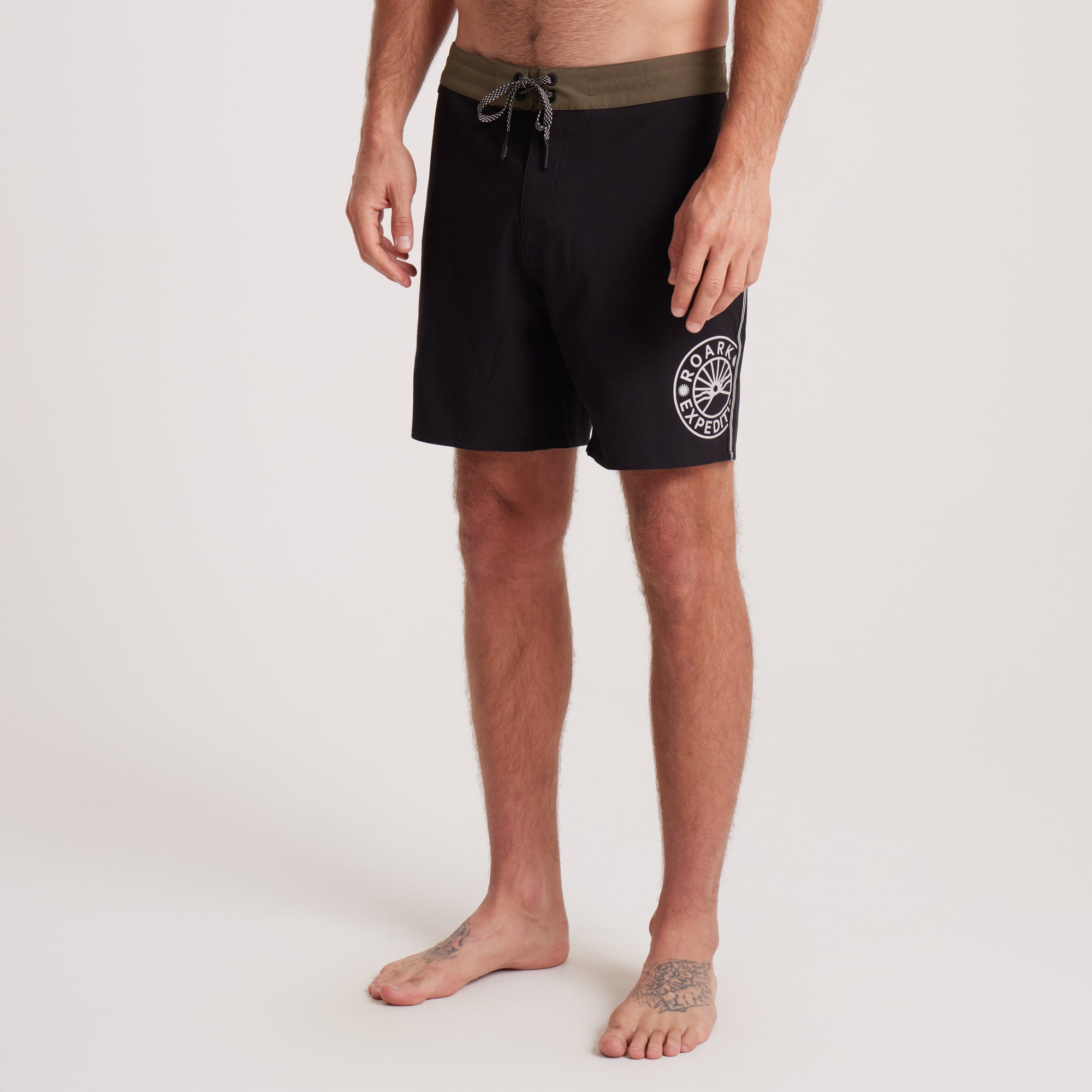 Chiller Boardshorts — Schwarz