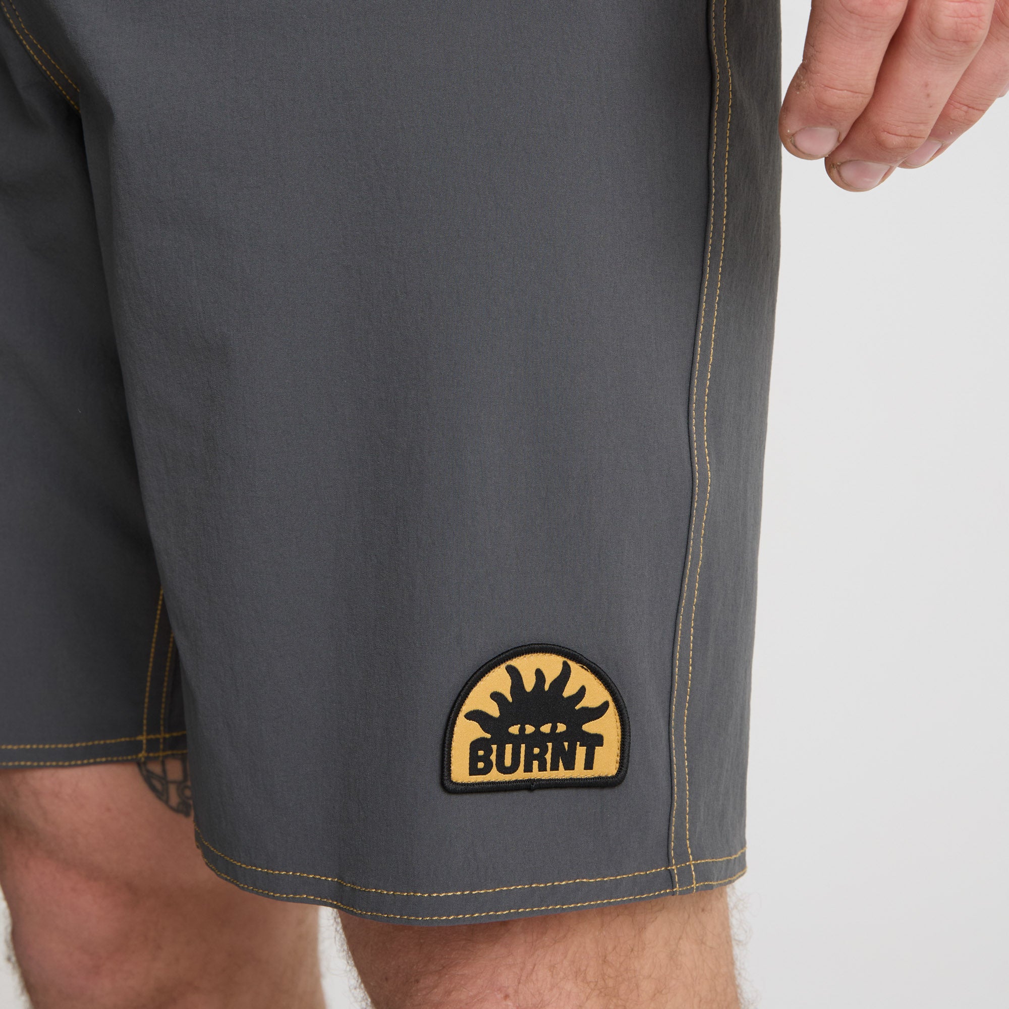 Burnt Passage 19' Boardshorts - Kohle