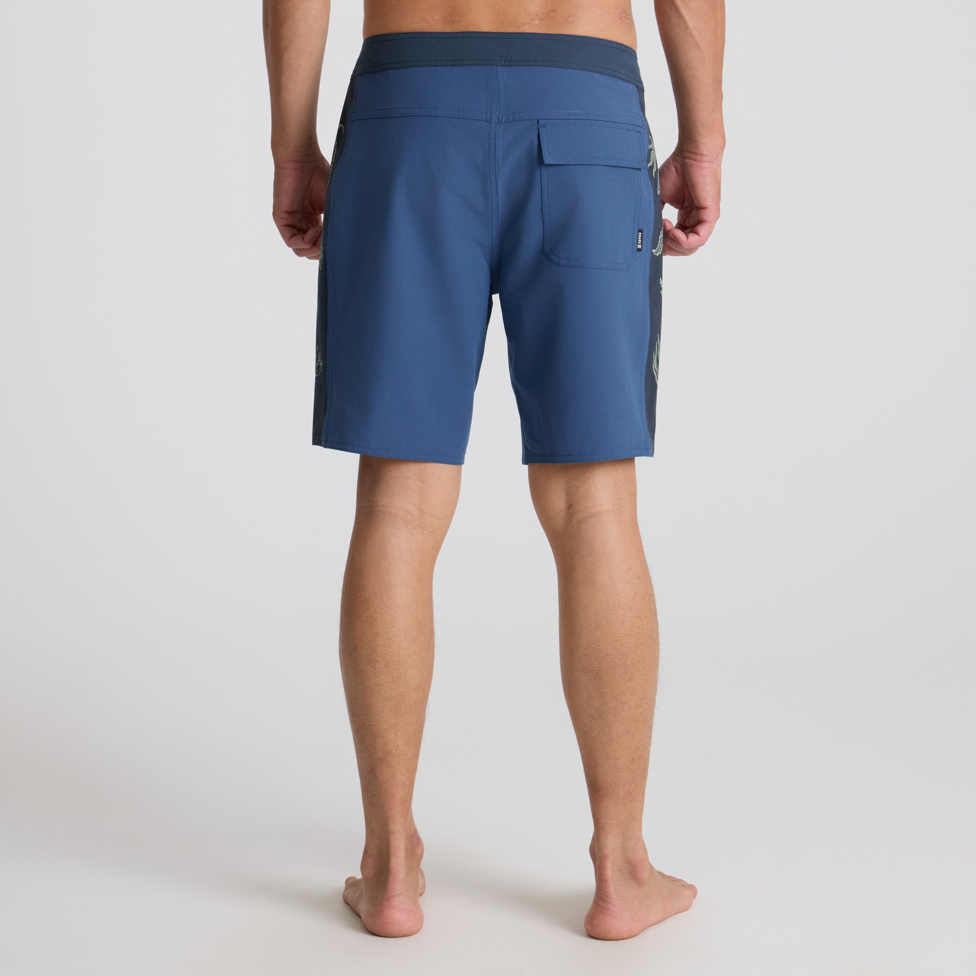 Passage 18,5' Boardshorts - Deep Blau