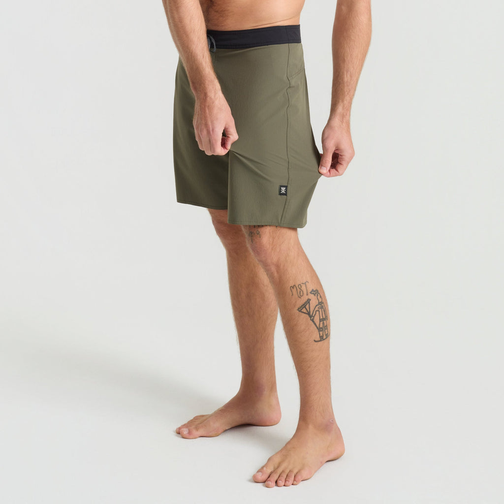 Passage Pro 18.5' Boardshorts - Militärisch