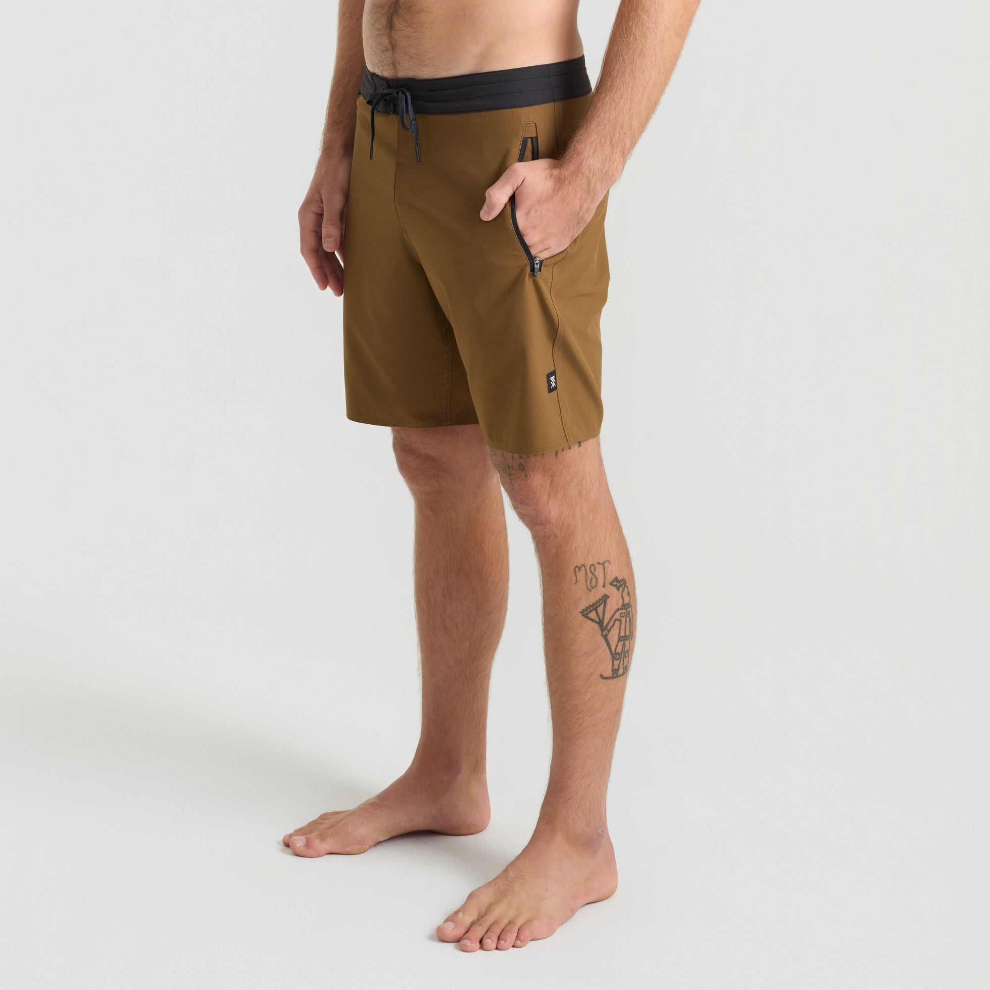 Venture Hybrid 18.5' Trunk - Otter