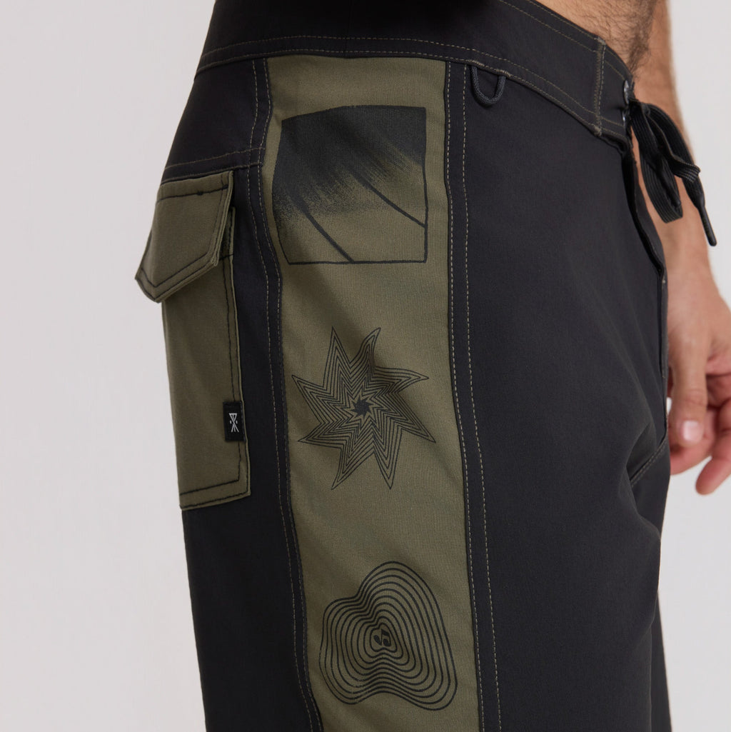 Passage Panel 18.5' Boardshorts - Schwarz