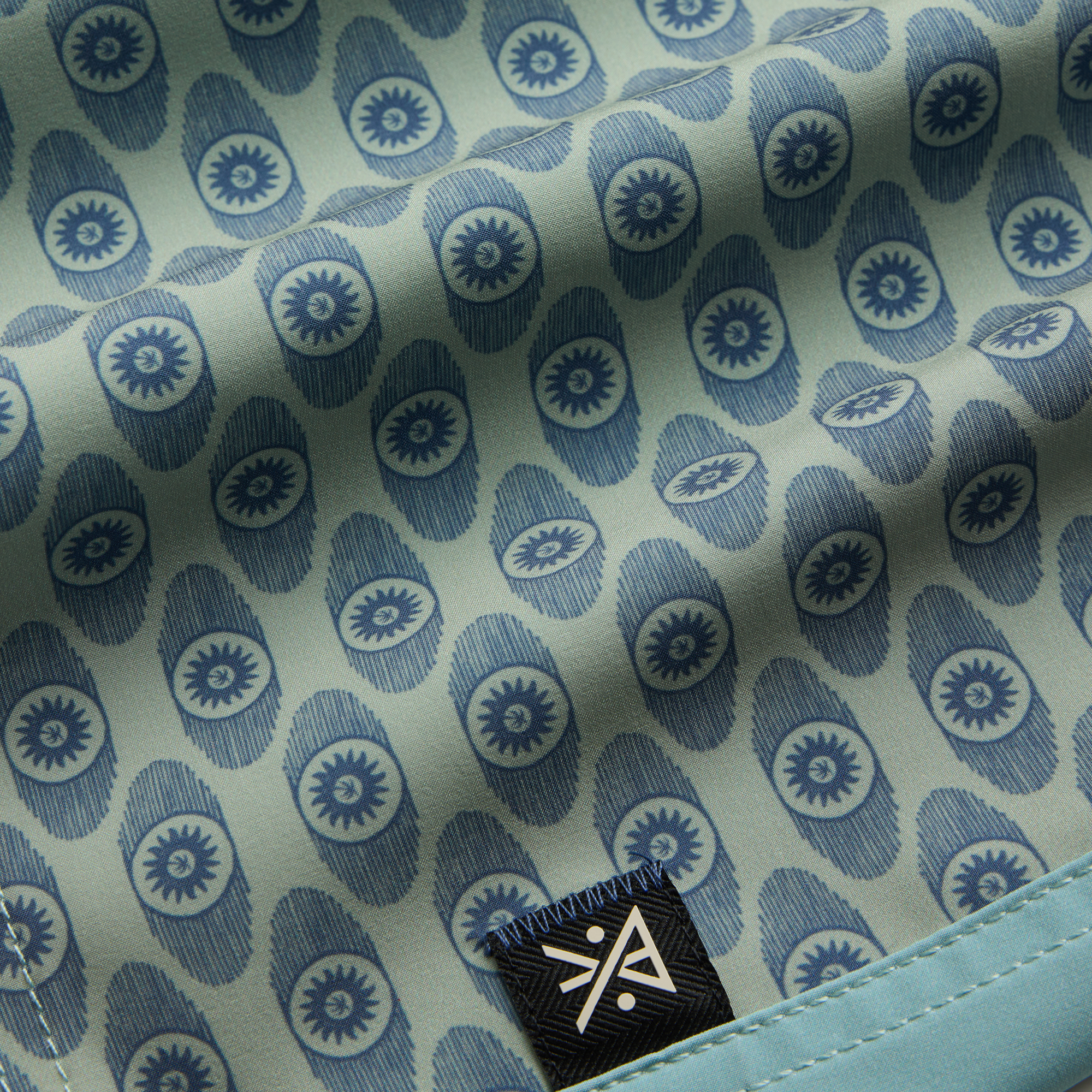 Passage 18.5' Boardshorts - Hazy Blau