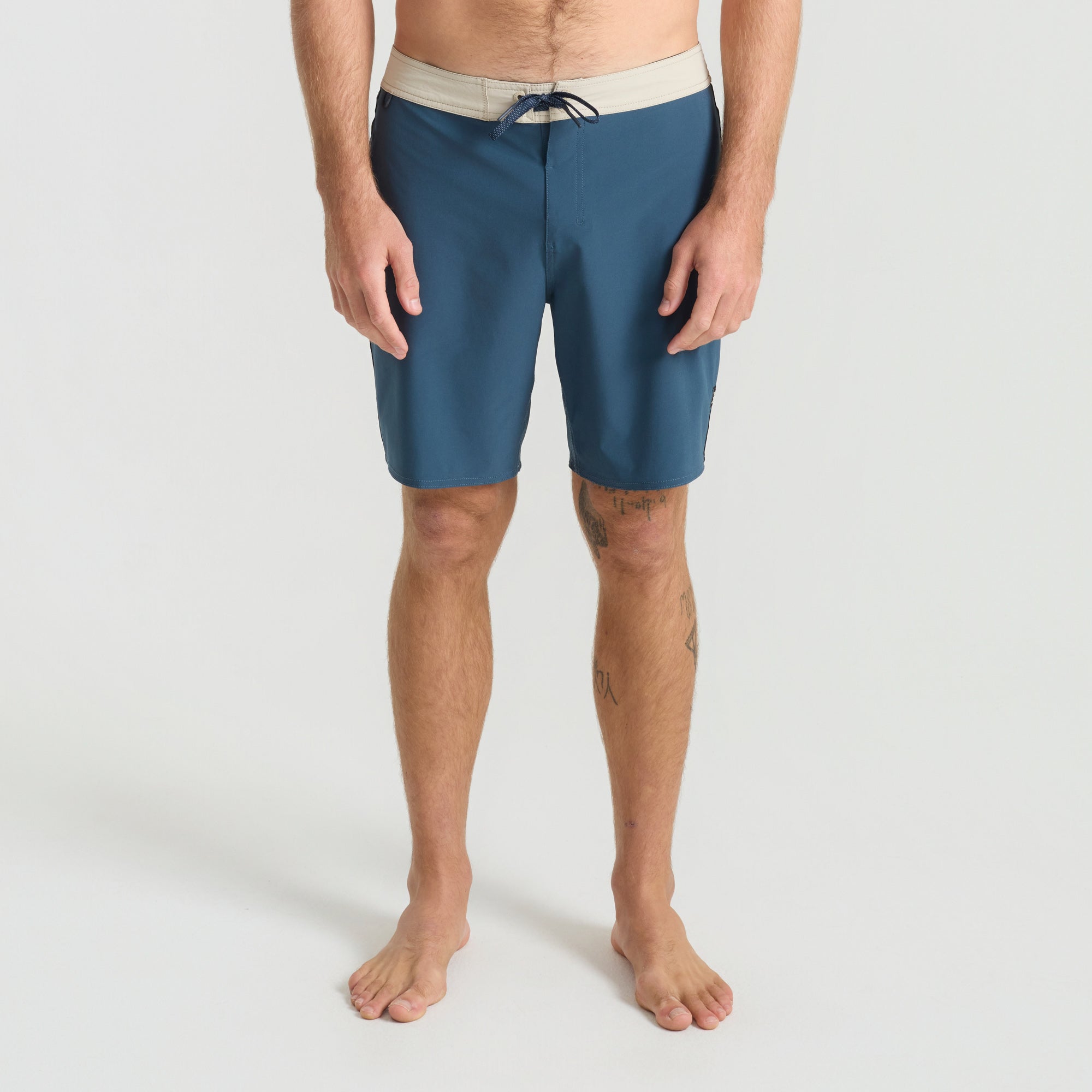 Passage 18.5' Boardshorts - Marine