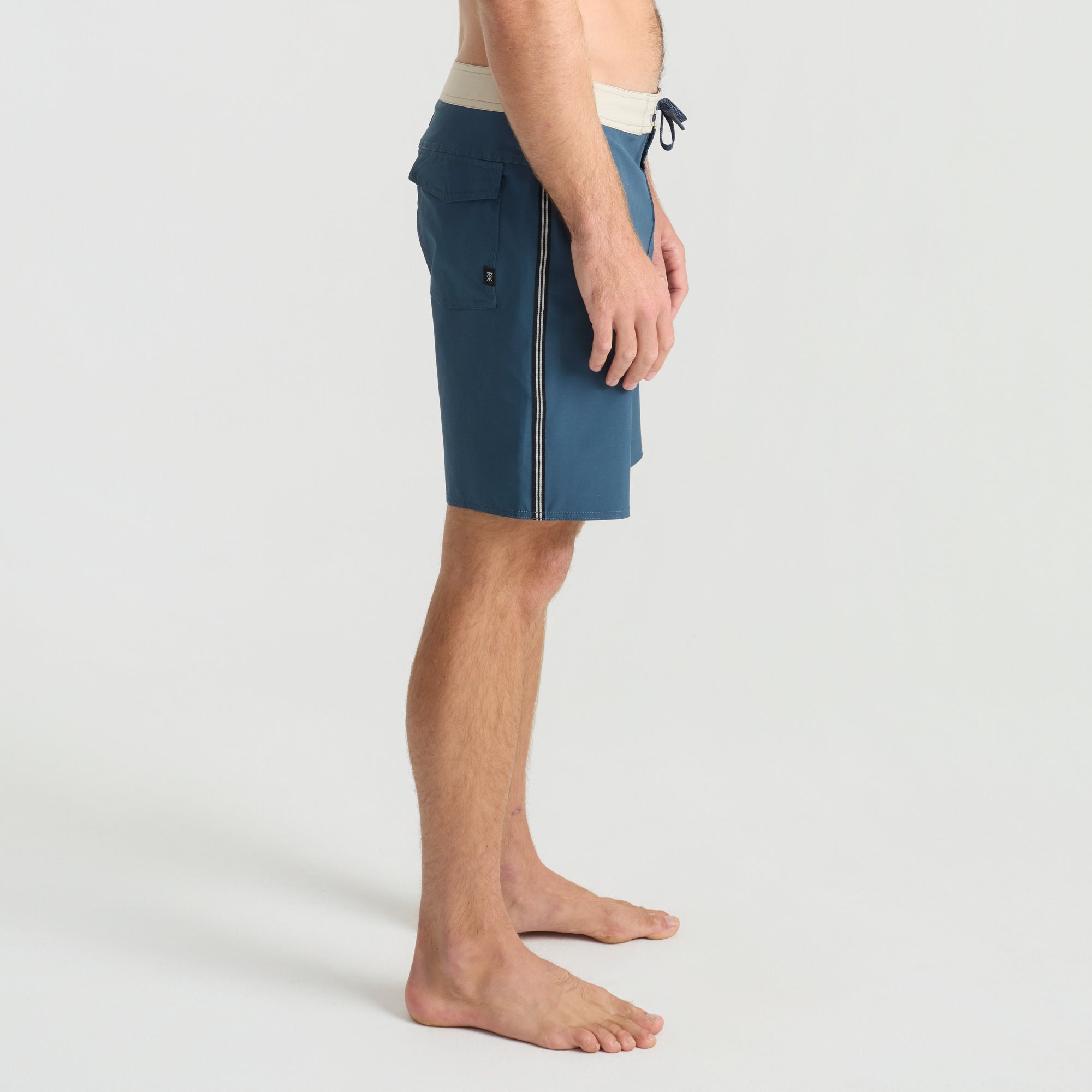 Passage 18.5' Boardshorts - Marine