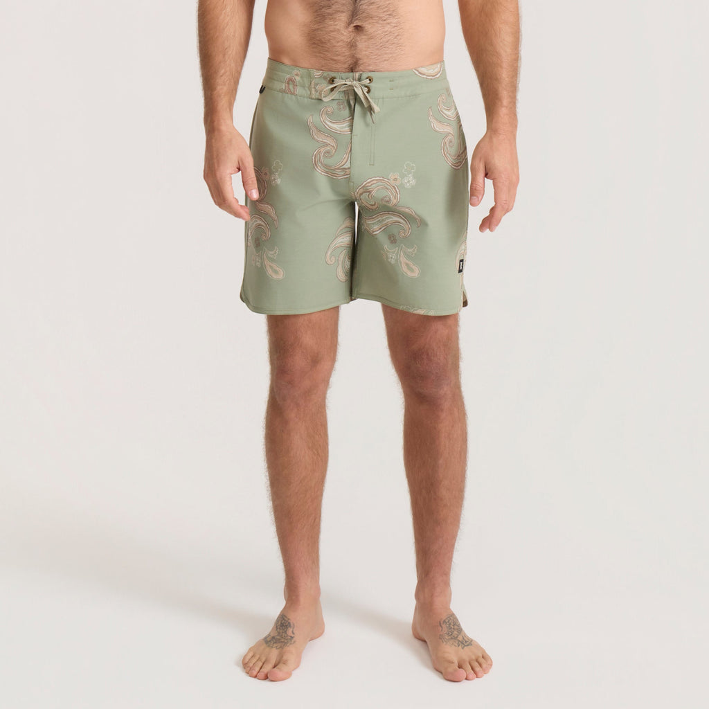 Chiller Scallop 17' Boardshorts - Dusty Sage