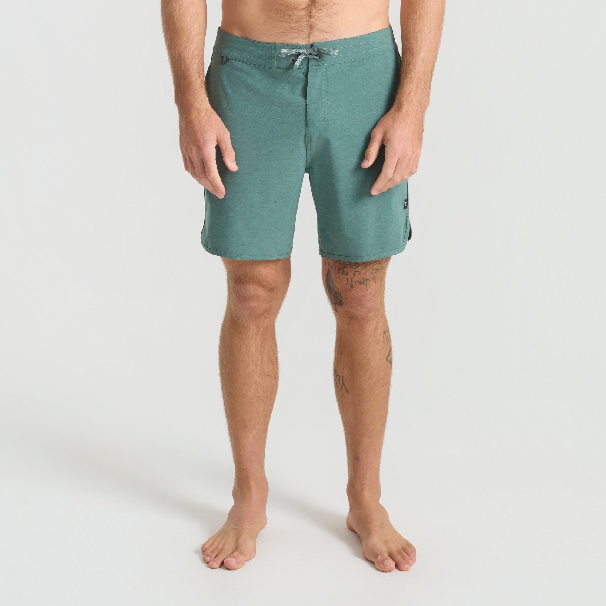 Chiller Scallop 17' Boardshorts - Schiefergrün