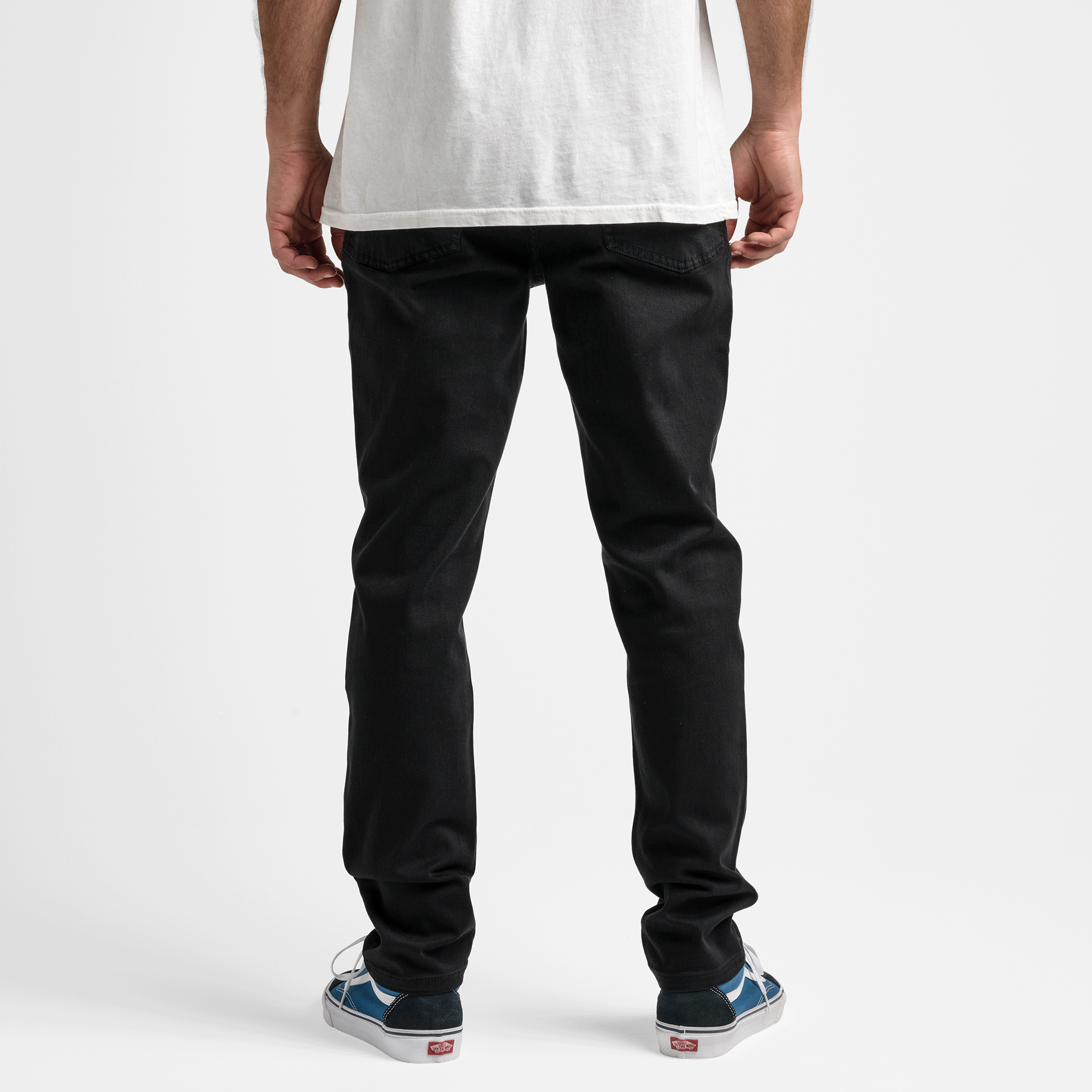 HWY 133 Slim Straight Broken Twill Jeans - Schwarz
