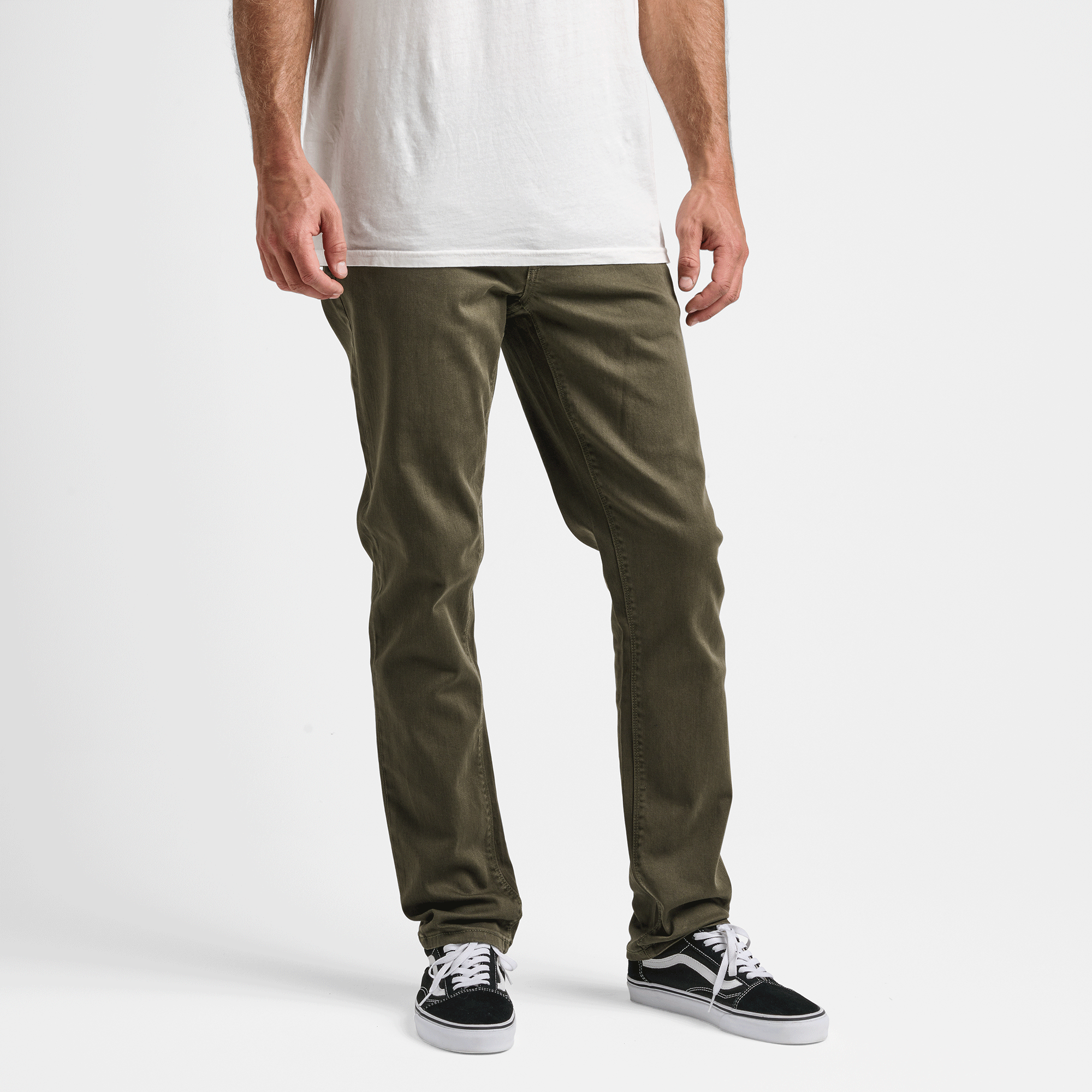 HWY 133 Slim Straight Broken Twill Jeans für Militär