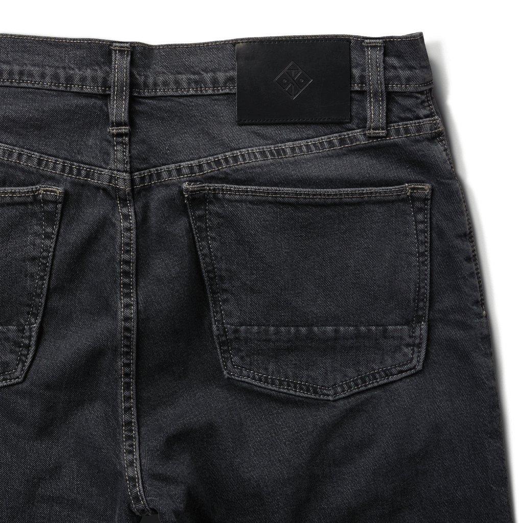 HWY 133 Slim Straight Denim Jeans - Verschlissenes Blaues Schwarz