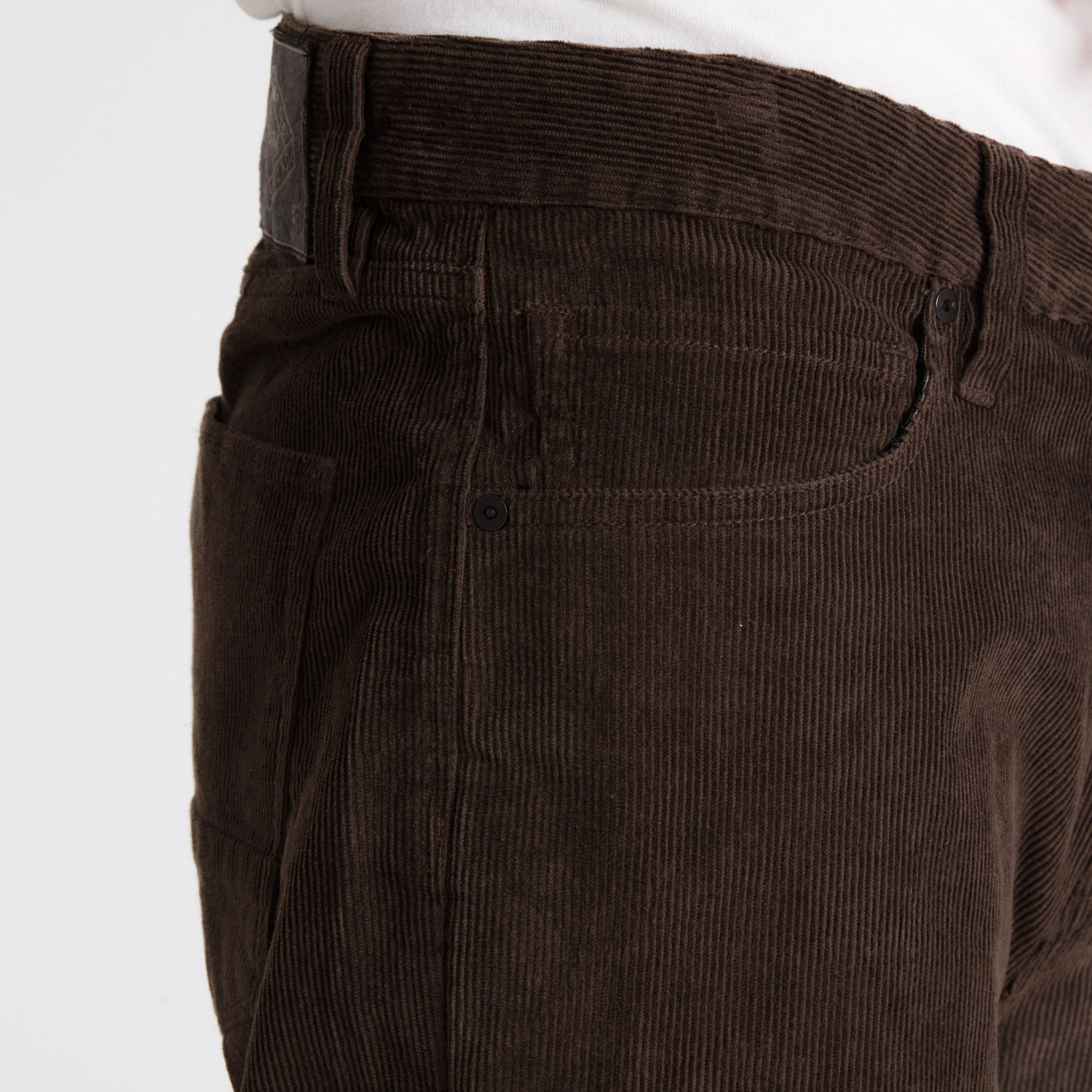 HWY 128 Cord Jeans — Dark Braun