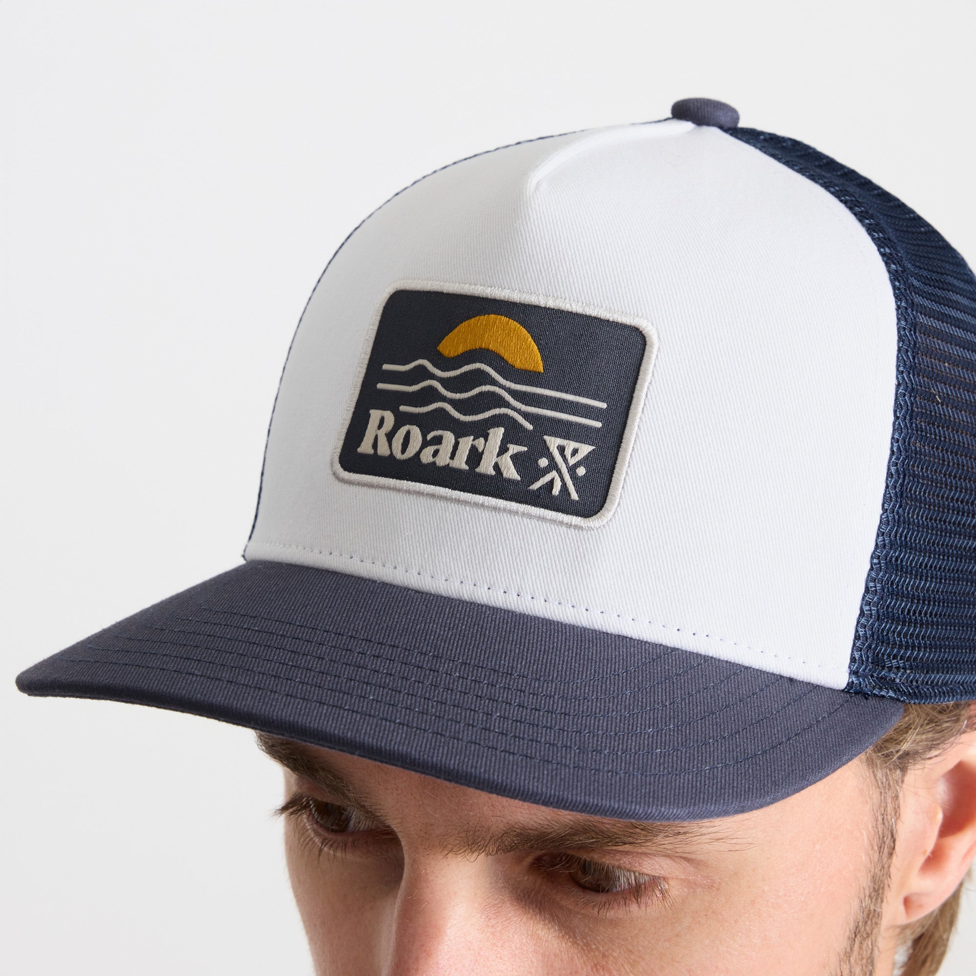 Station Trucker Snapback Hat - Weiß / Marine