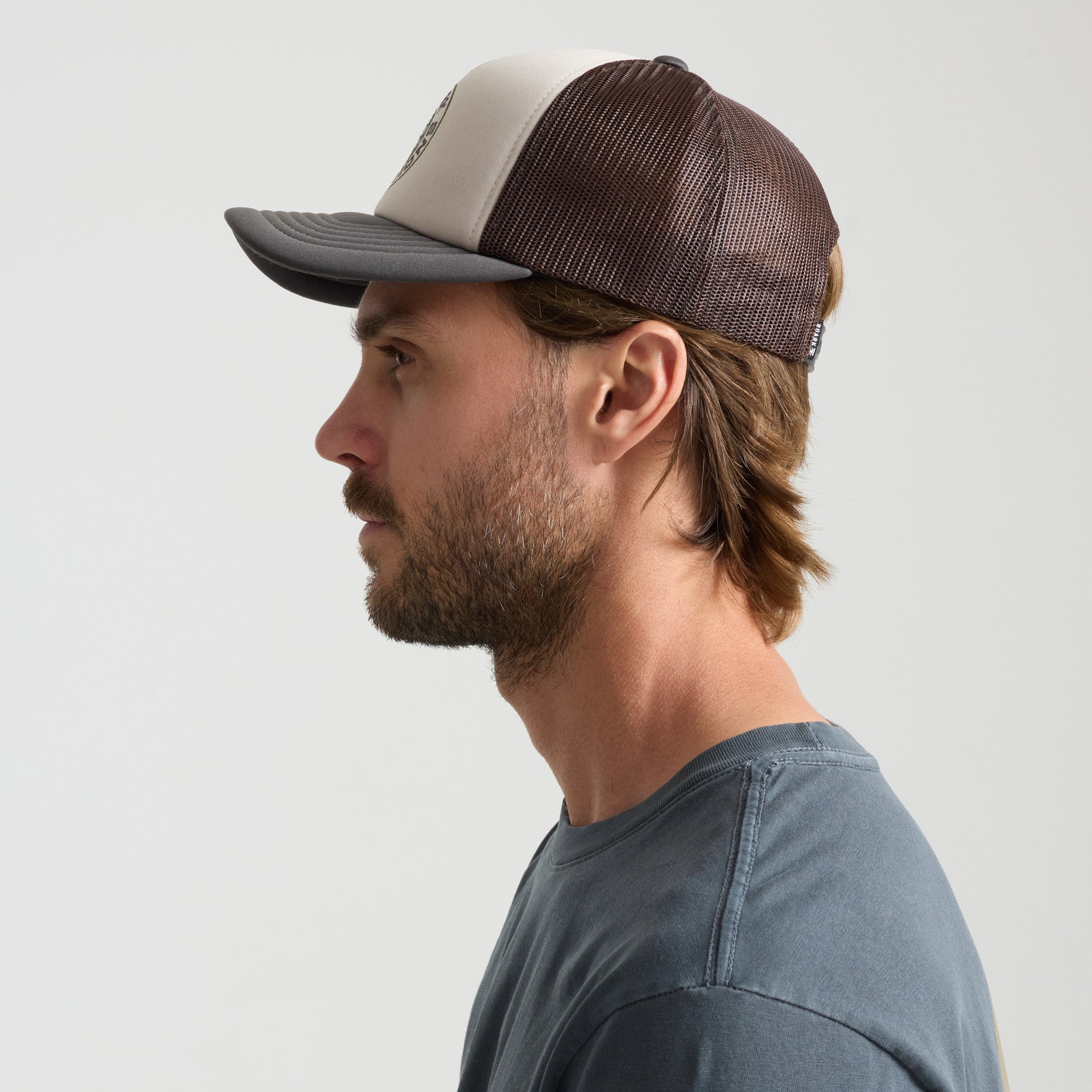 Foam Trucker Global Snapback Hat - Militär