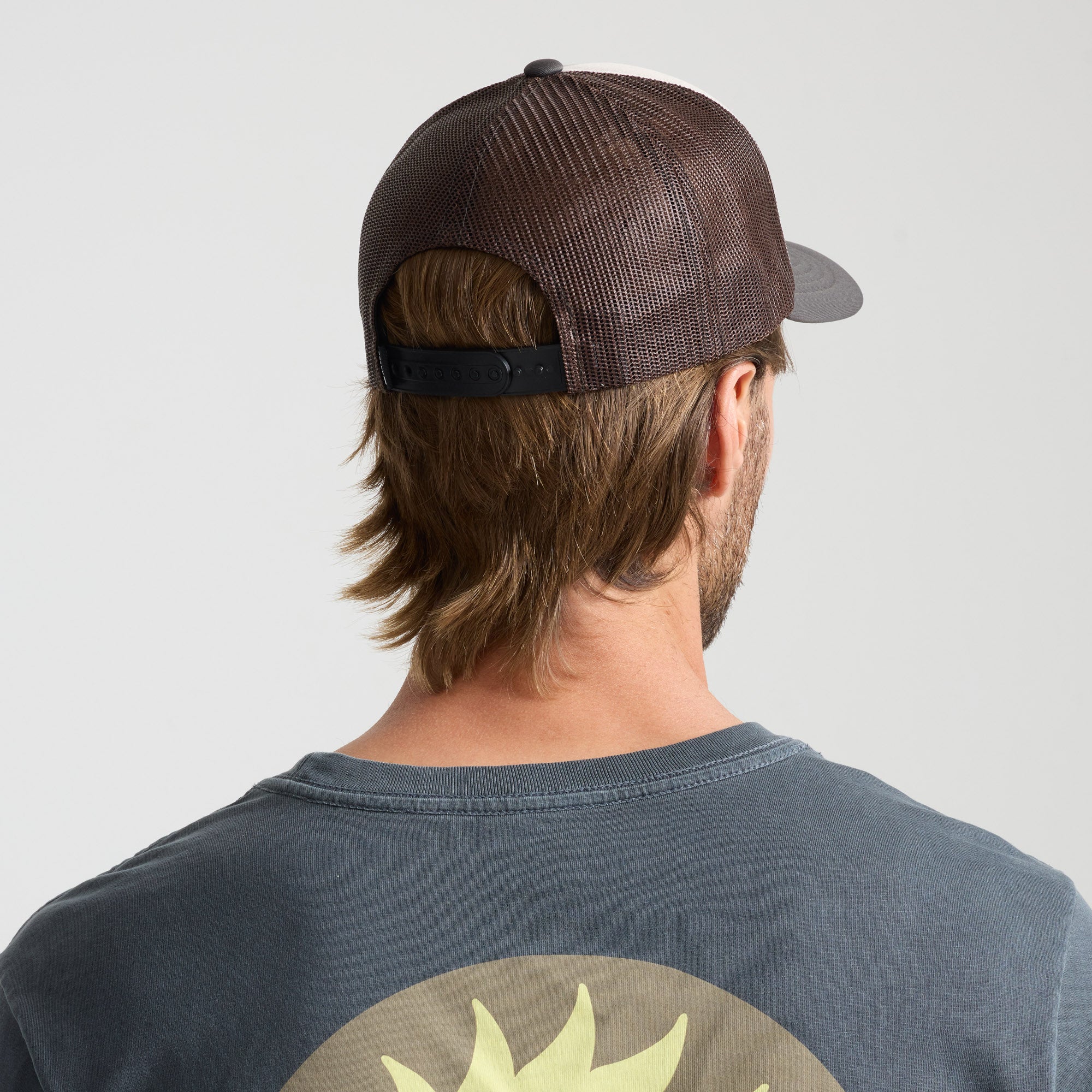 Foam Trucker Global Snapback Hat - Militär