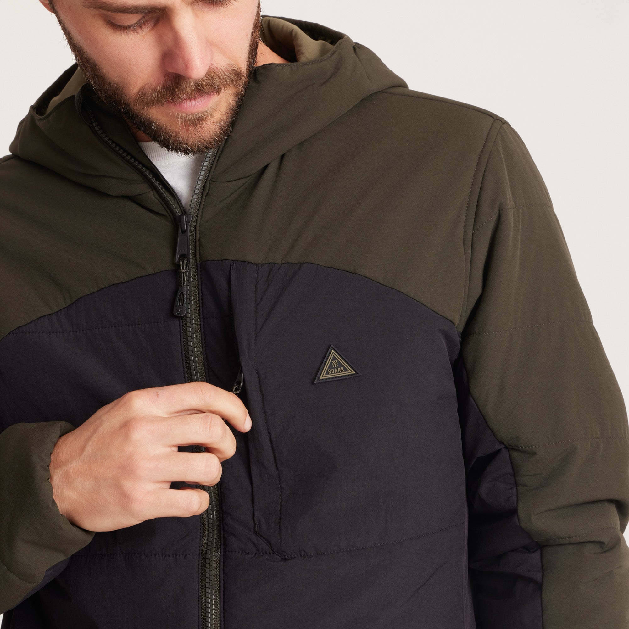 Layover Jacke - Dark Military (Deutsche Ausgabe)