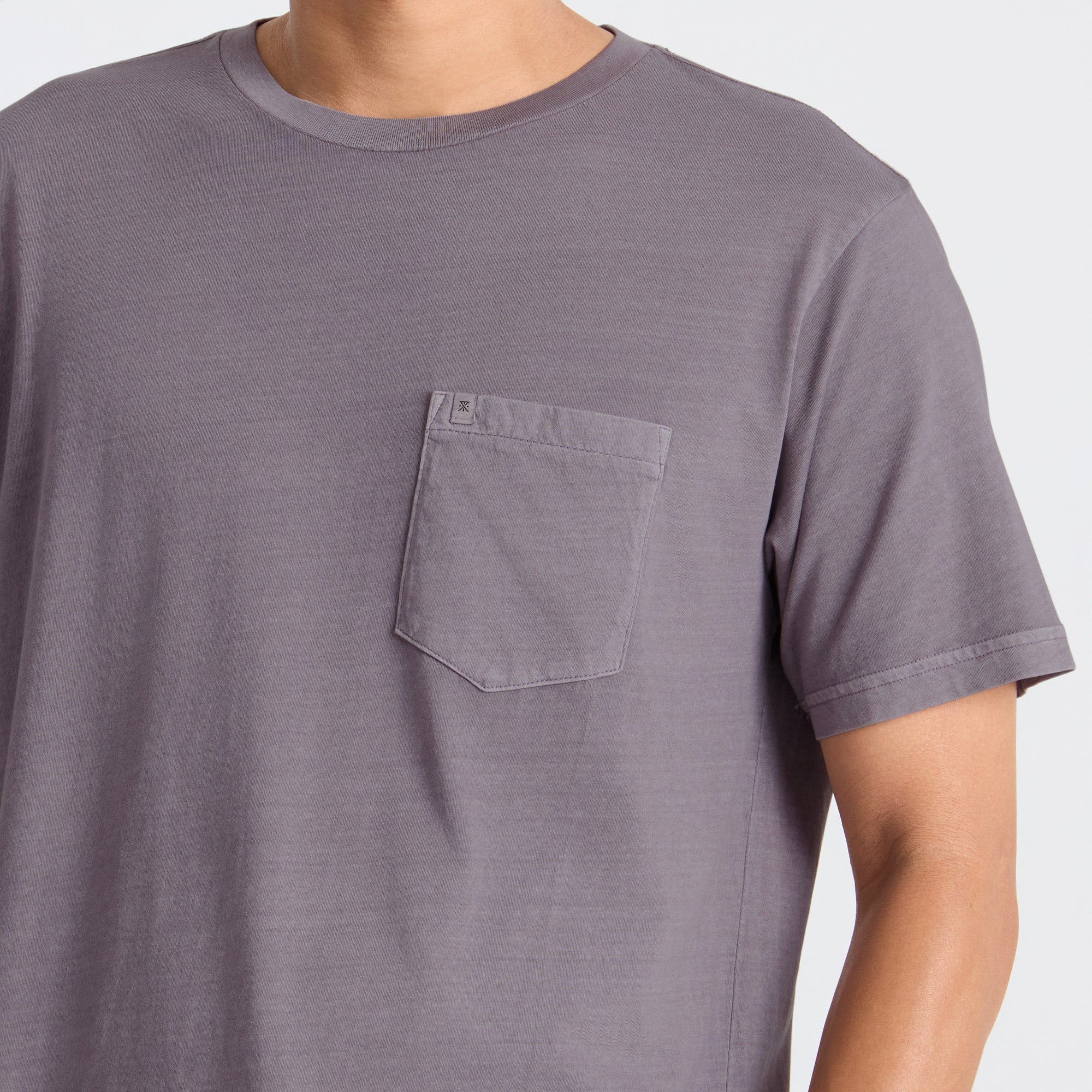 Made To Fade Kurzarm Tee - Haifisch