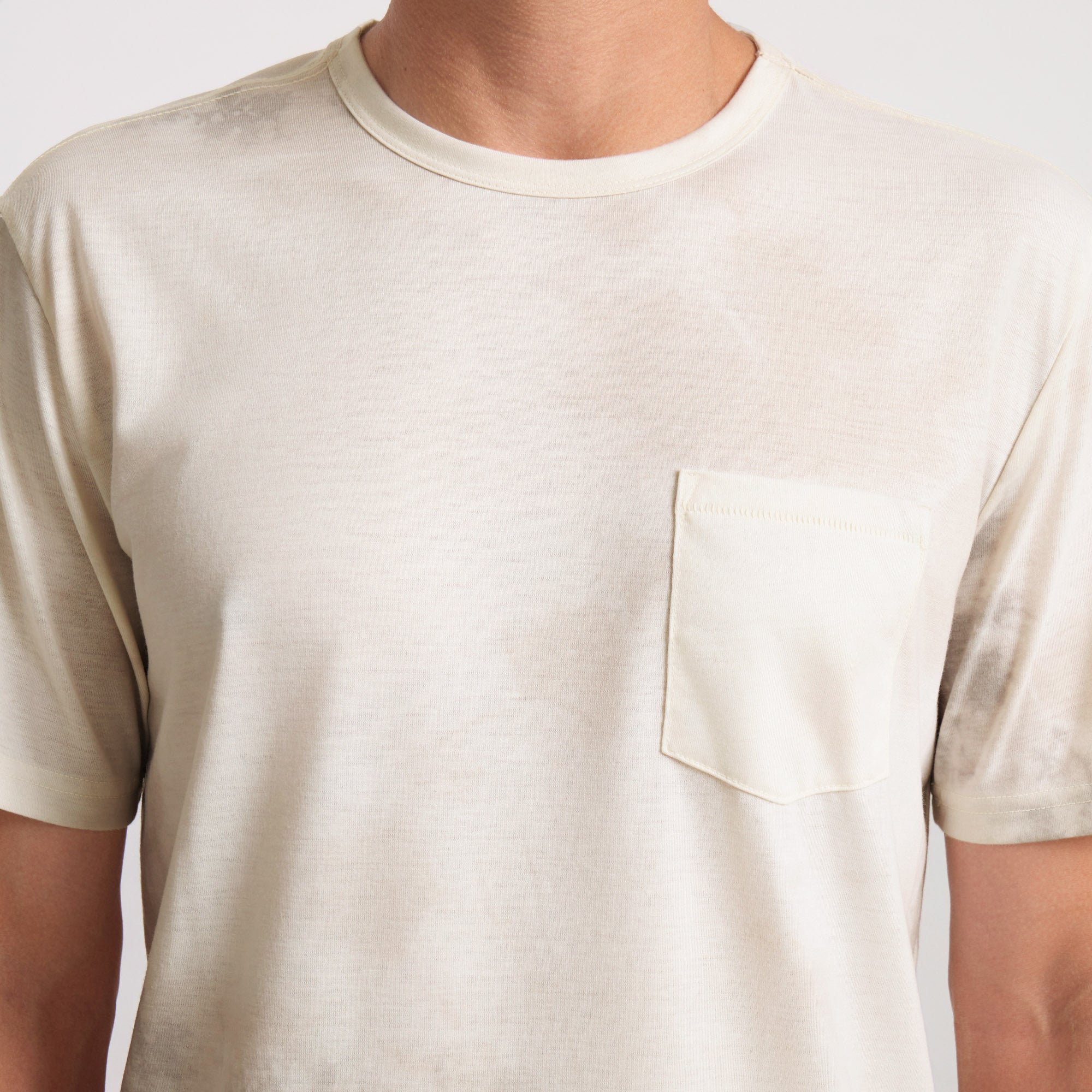 Mathis Active Tie Dye Pocket Kurzarm Tee - Ungebleichter Krawattenfarbstoff