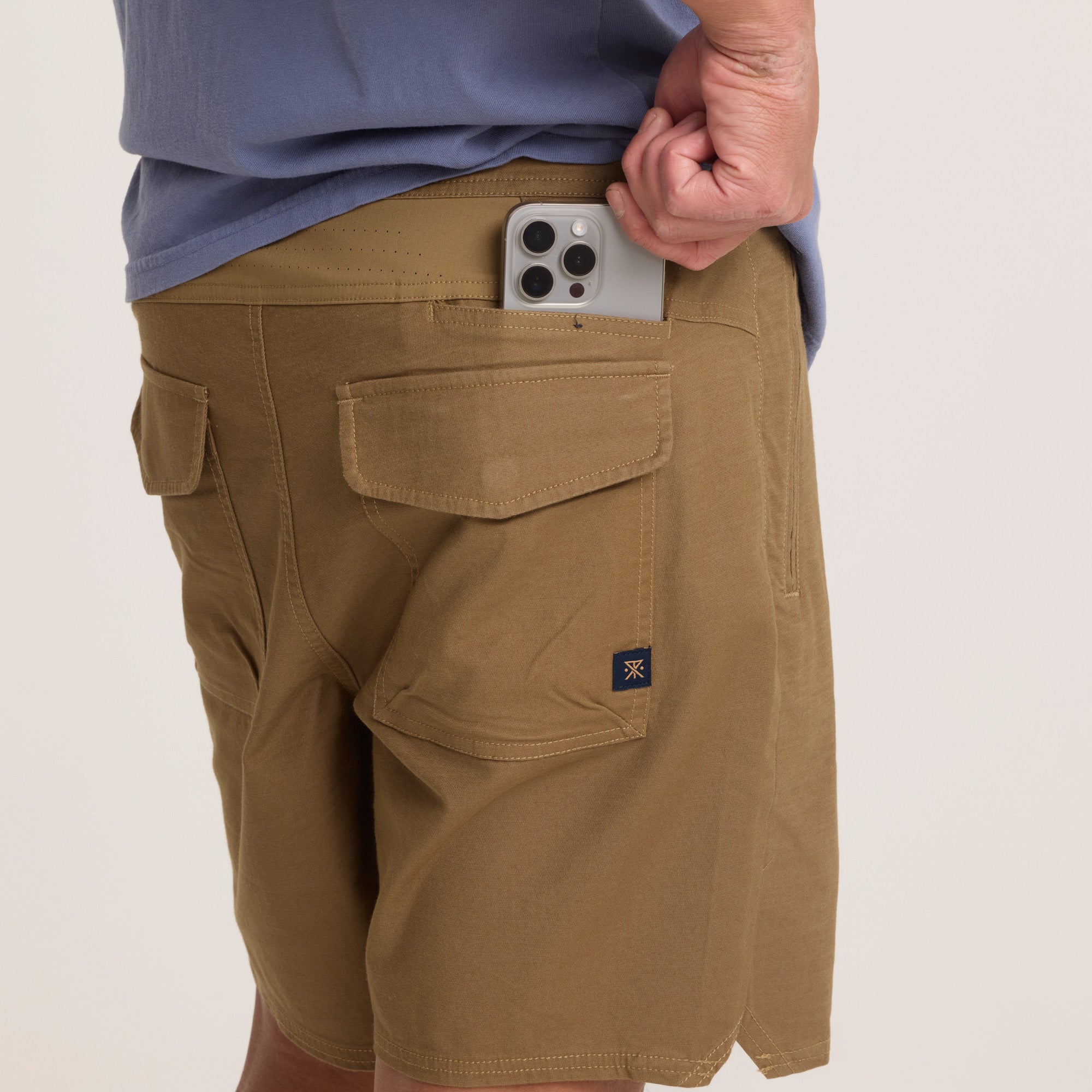 Layover Traveler Shorts für Dark Khaki
