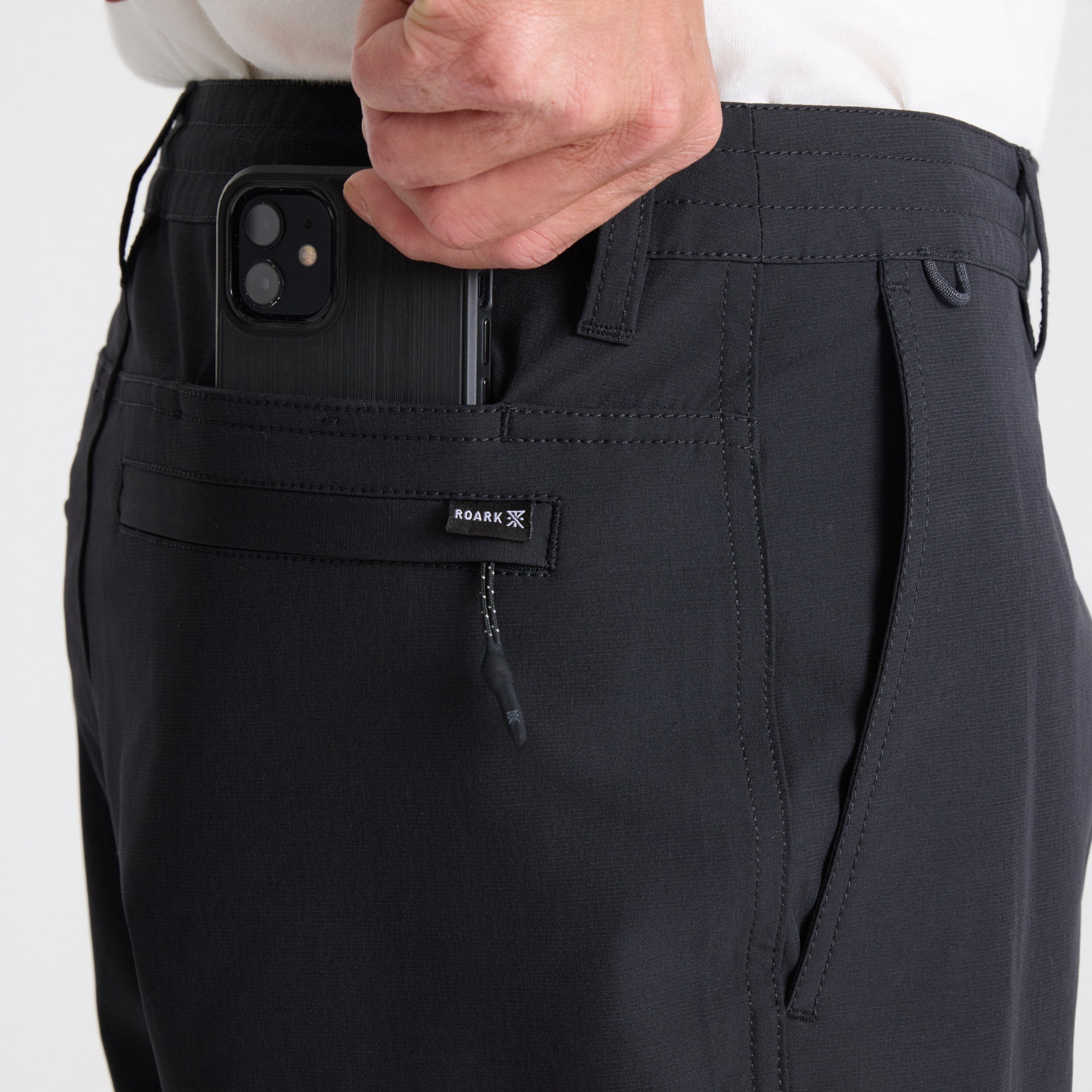 Hytide Hybrid 18,5' Shorts - Schwarz