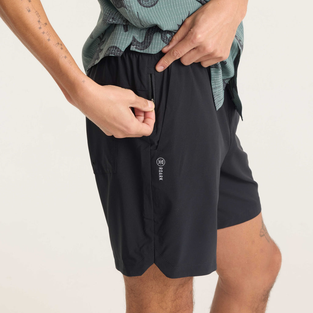 Serrano 7' Active Stretch Shorts - Schwarz