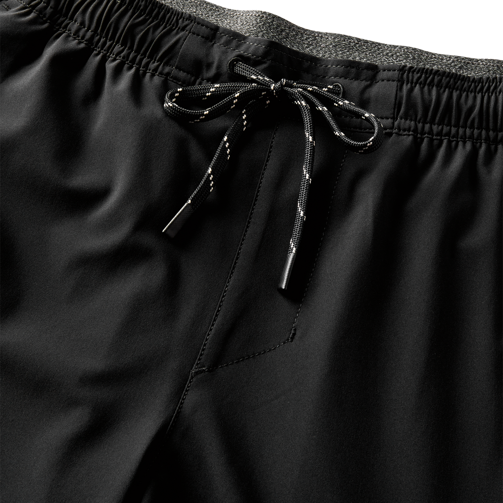 Serrano 7' Active Stretch Shorts - Schwarz