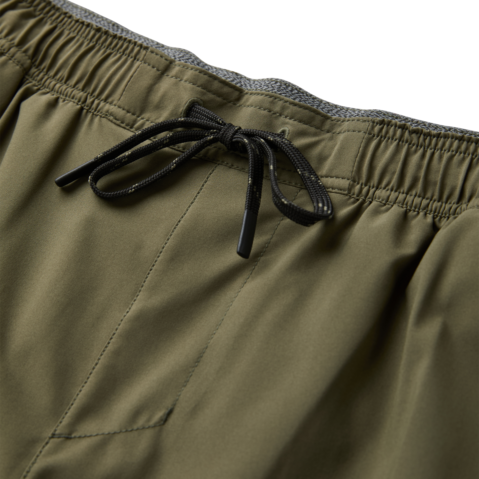 Serrano 7' Active Stretch Shorts - Militärisch