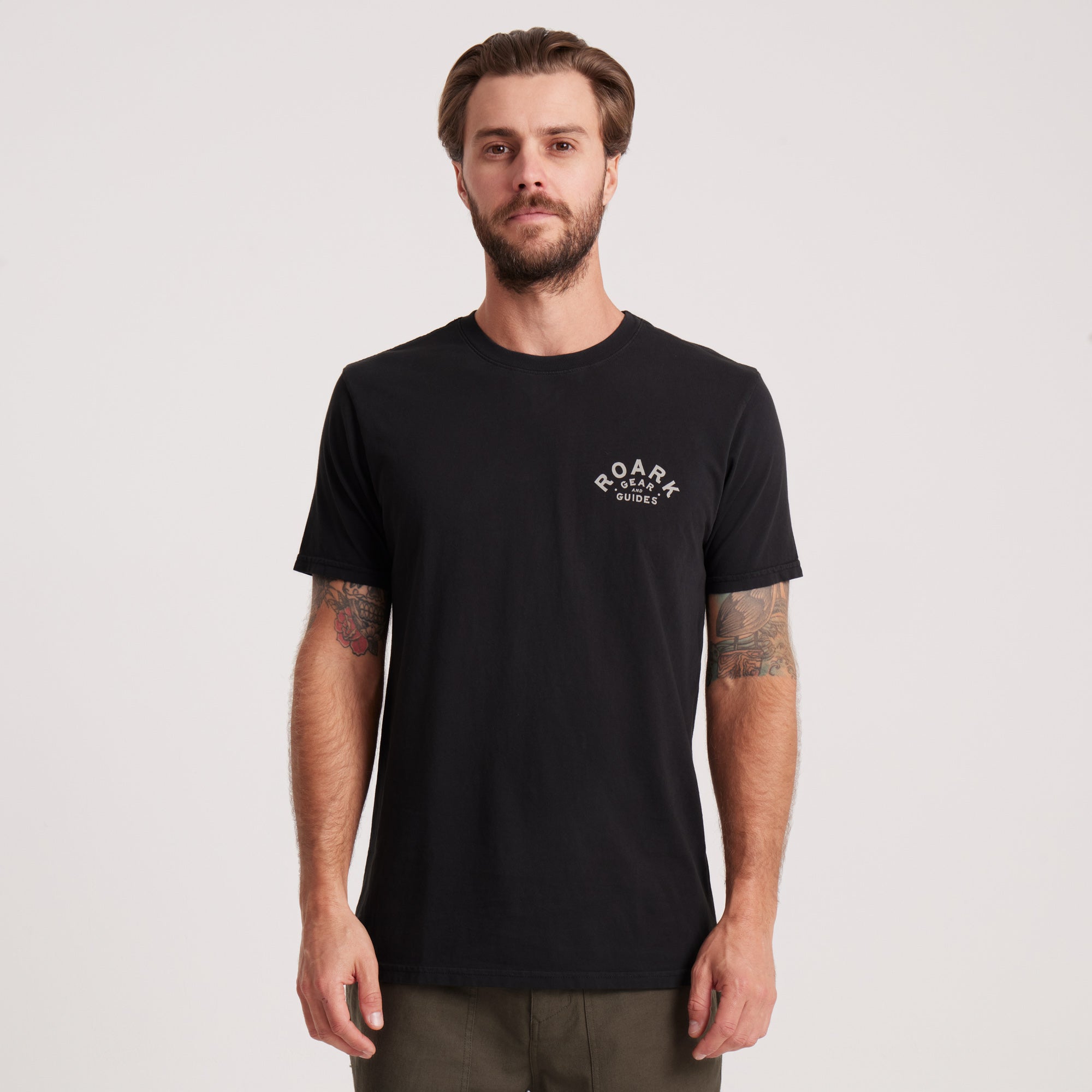 Gear & Guides Premium-T-Shirt - Schwarz