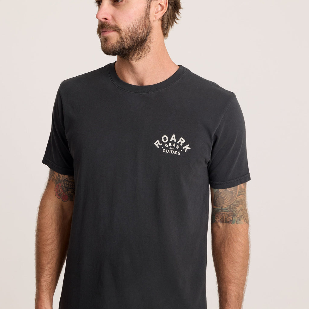 Gear & Guides Premium-T-Shirt - Schwarz