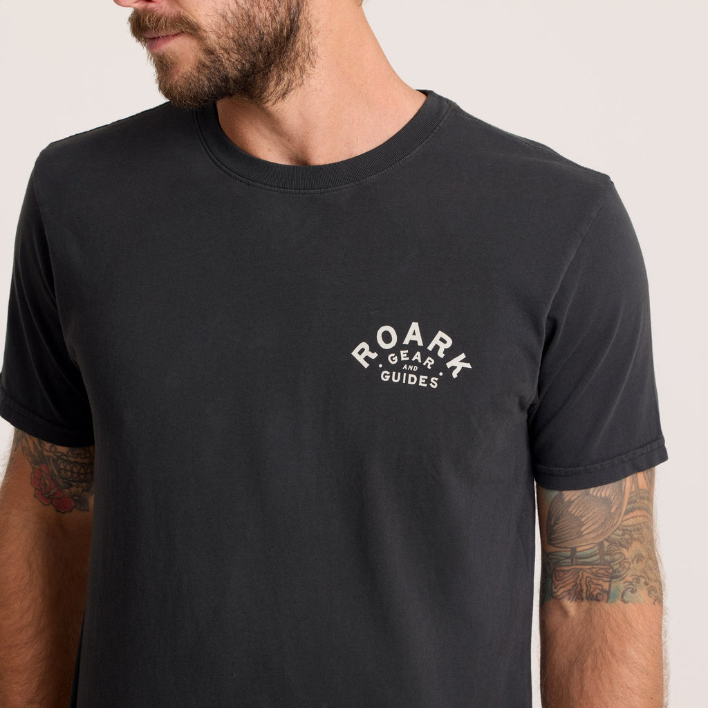 Gear & Guides Premium-T-Shirt - Schwarz