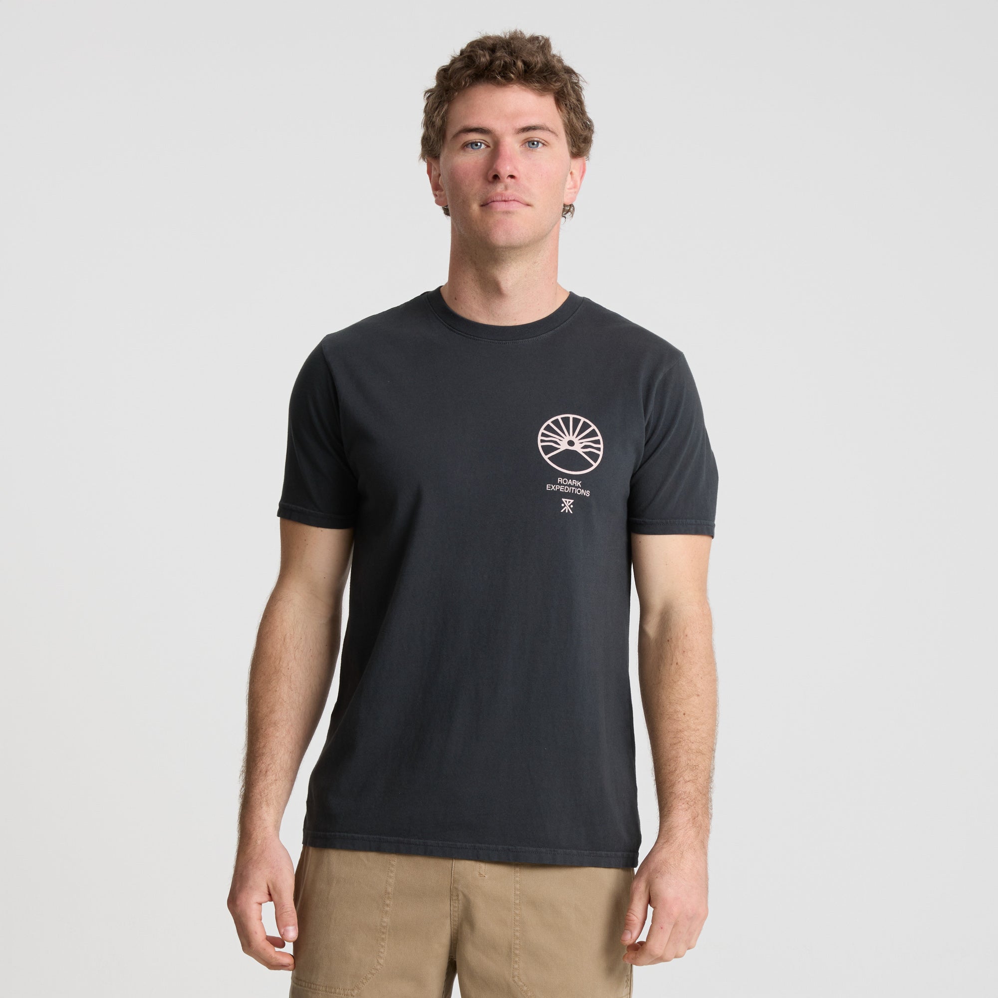 Roark Expeditions Premium-T-Shirt - Schwarz