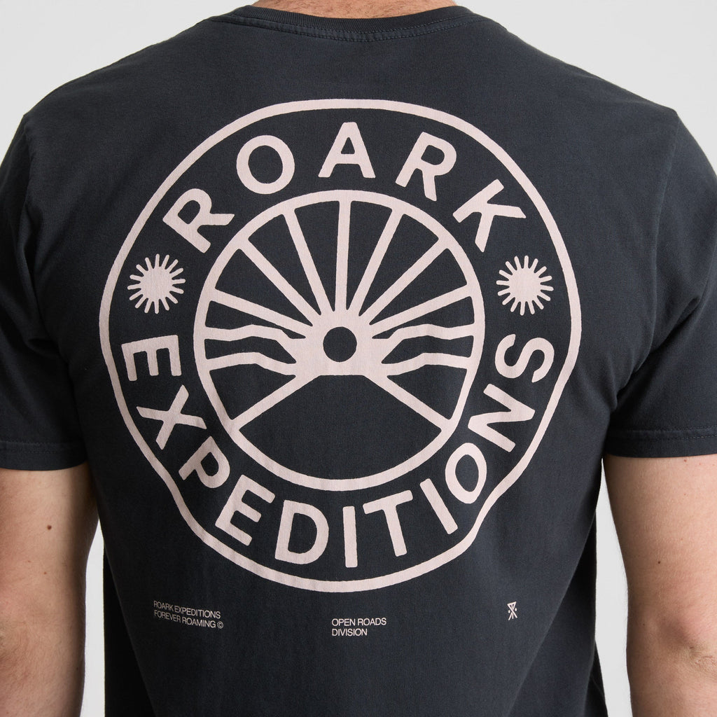 Roark Expeditions Premium-T-Shirt - Schwarz