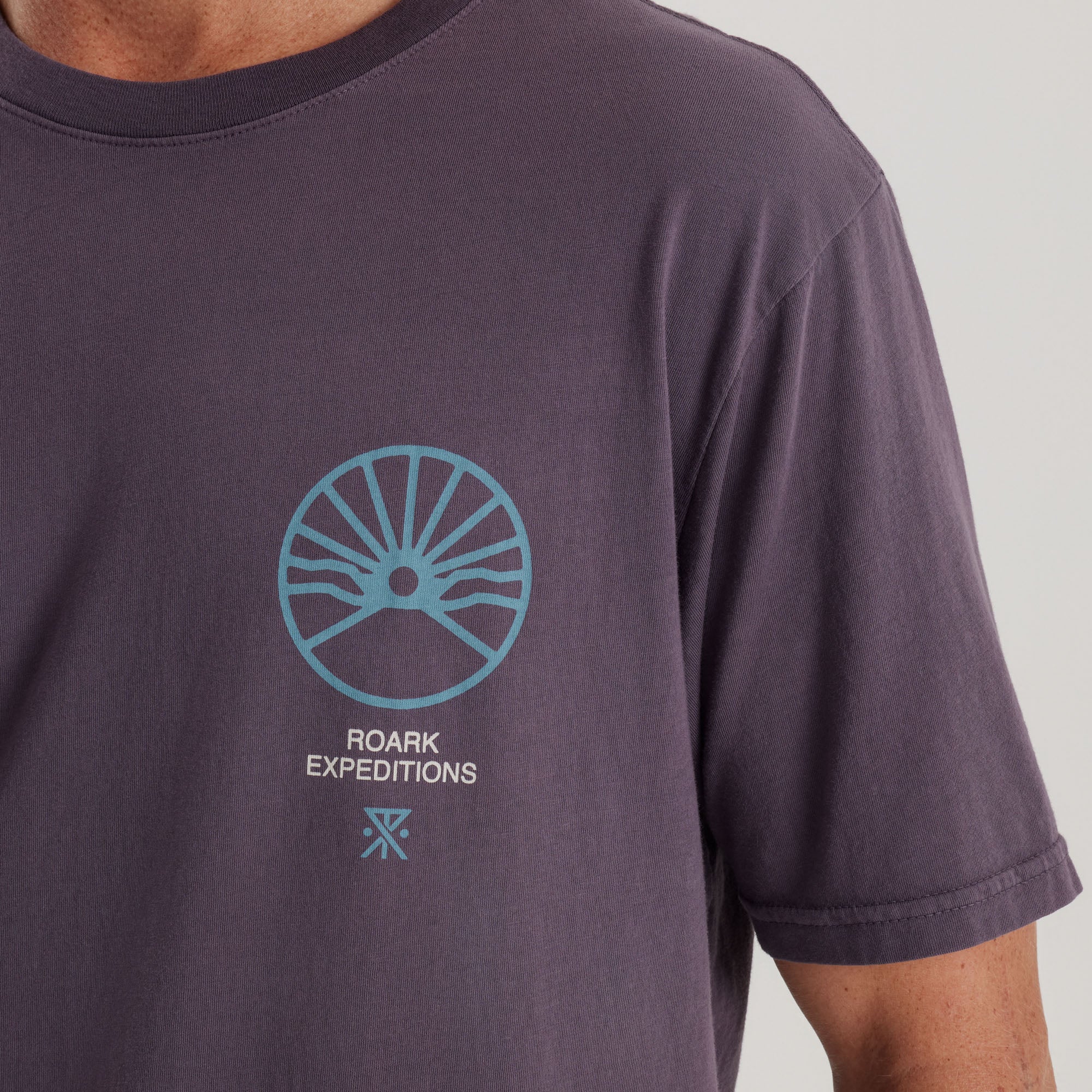 Roark Expeditions Premium-T-Shirt - Hai