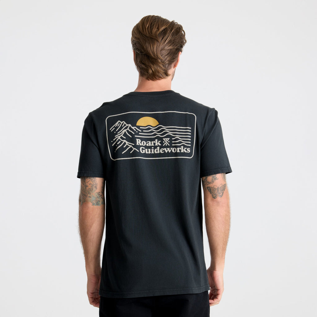 Earth & Sea Premium-T-Shirt - Schwarz