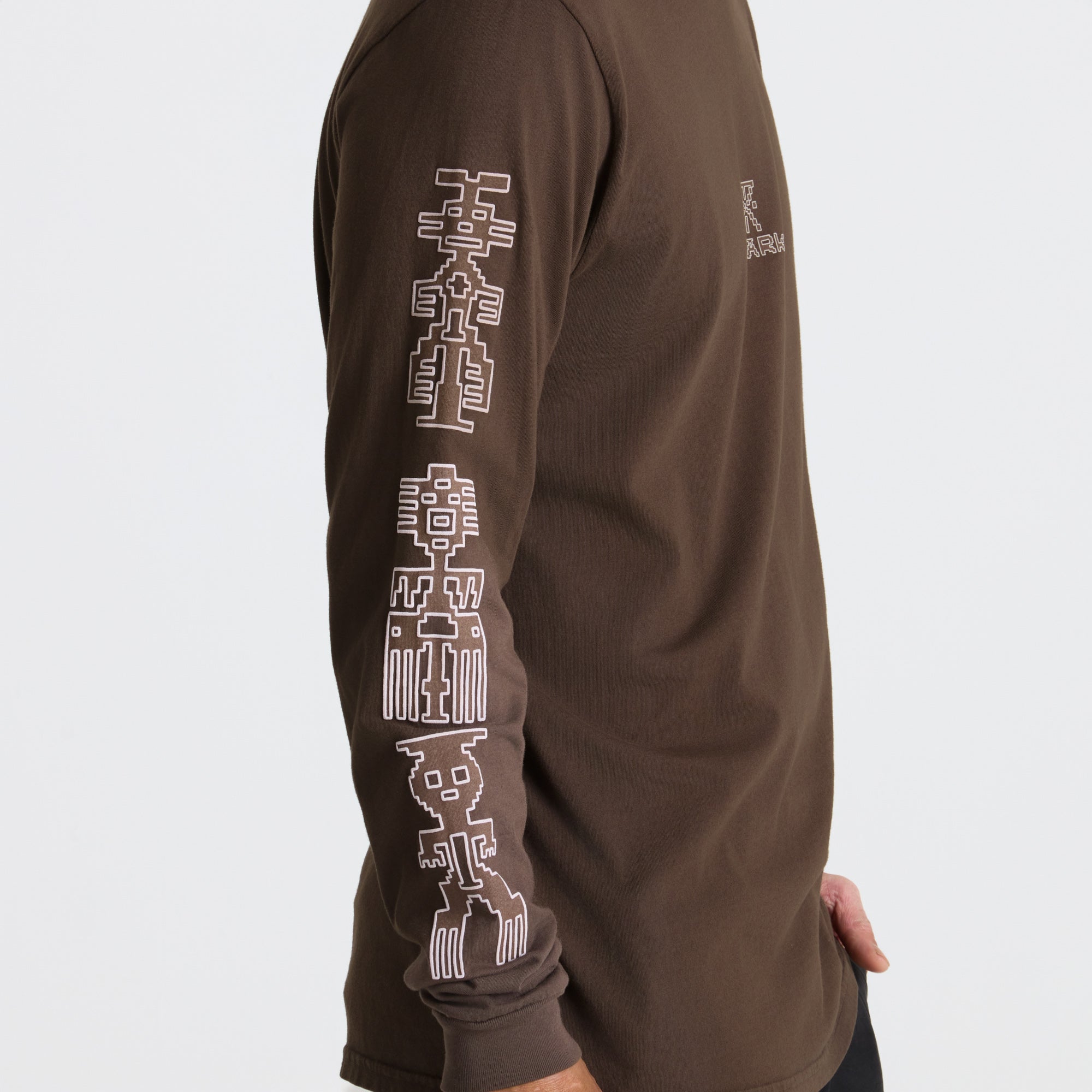 Tomas Premium Langarm Tee - Dark Braun (Deutsche Ausgabe)
