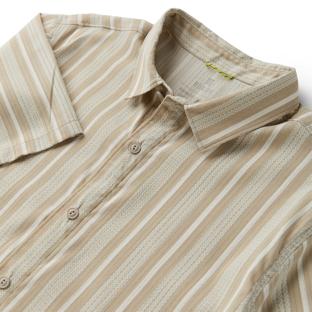 Bless Up Atmungsaktives Stretch-Shirt - Beige