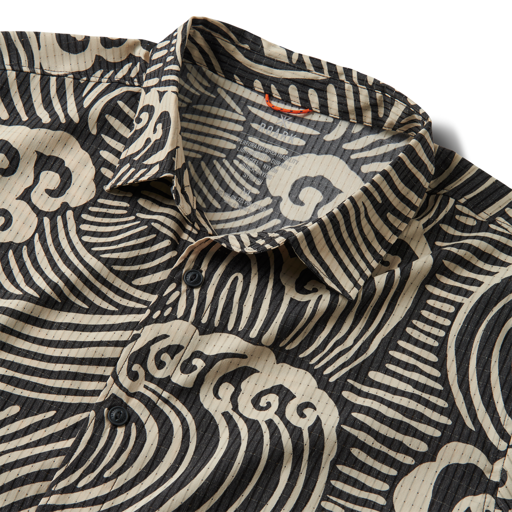 Bless Up Atmungsaktives Stretch-Shirt - Schwarz Wave