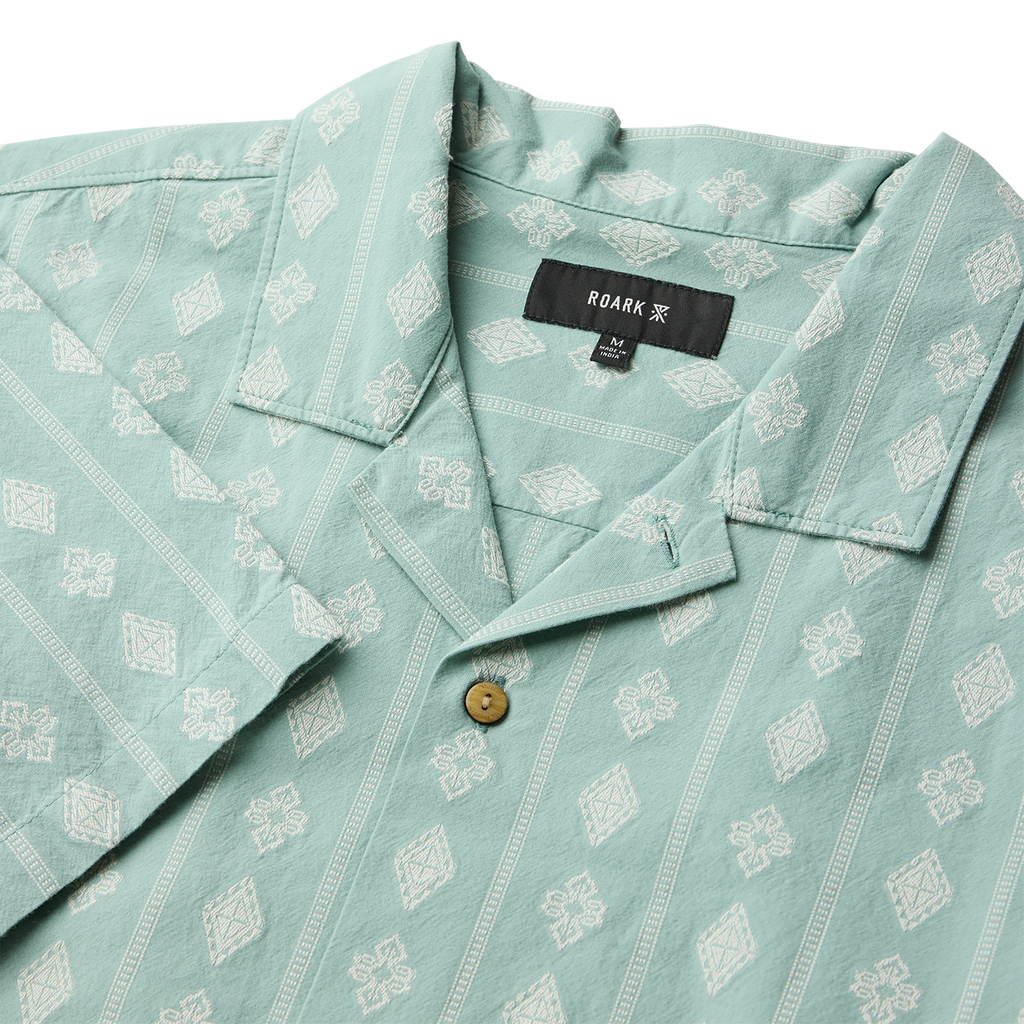 Gonzo Kurzarm Button Up Shirt von Hazy Blau Jacquard