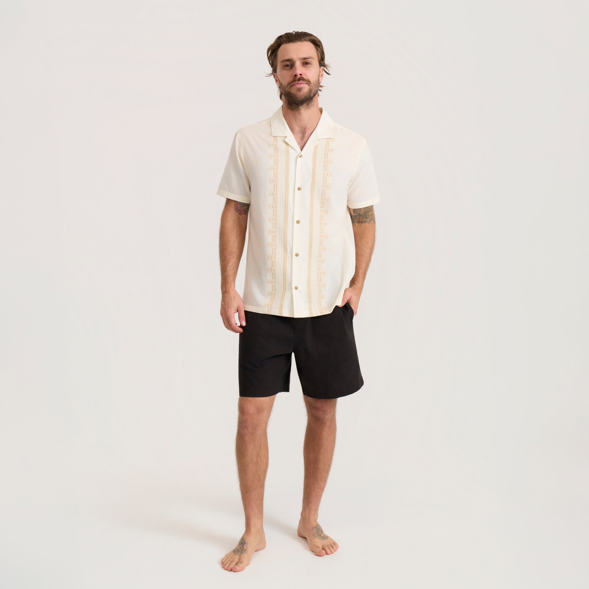 Gonzo Kurzarm Button Up Shirt - ungebleichte Stickerei