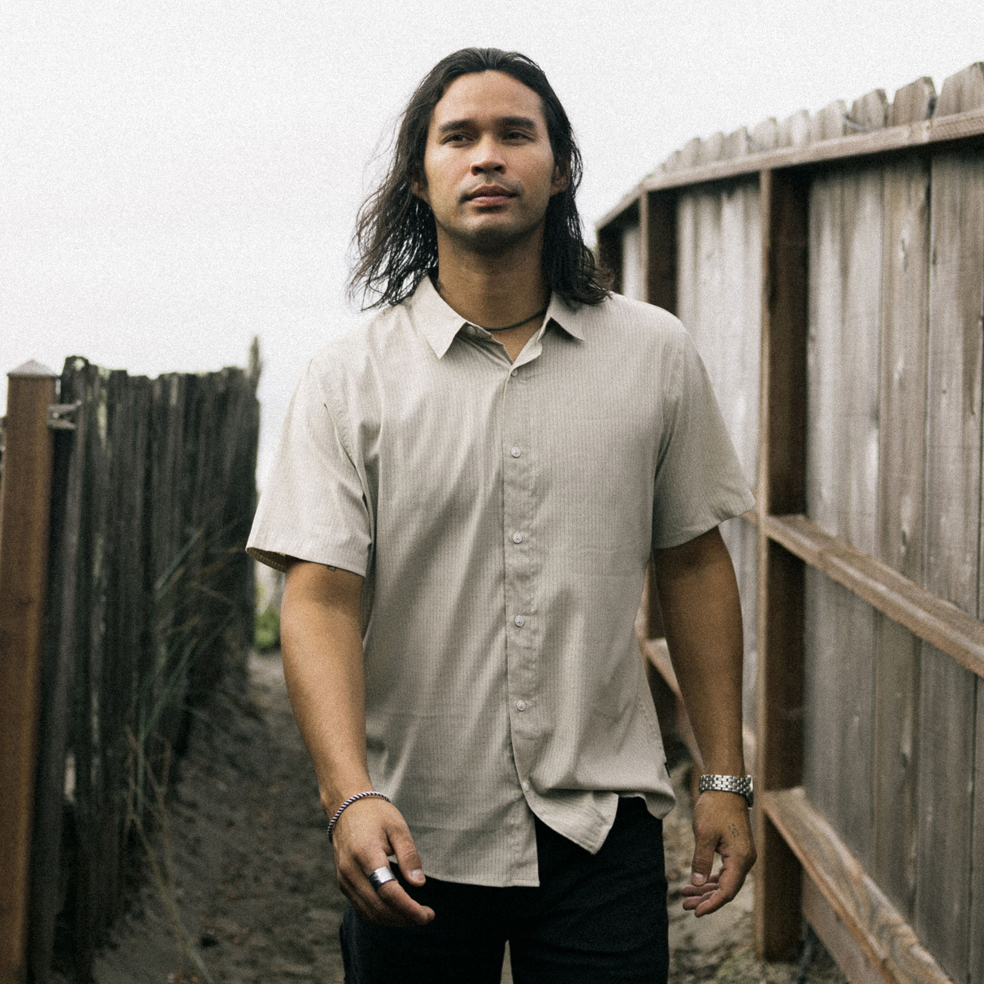 Bless Up Atmungsaktives Stretch-Shirt - Fossil