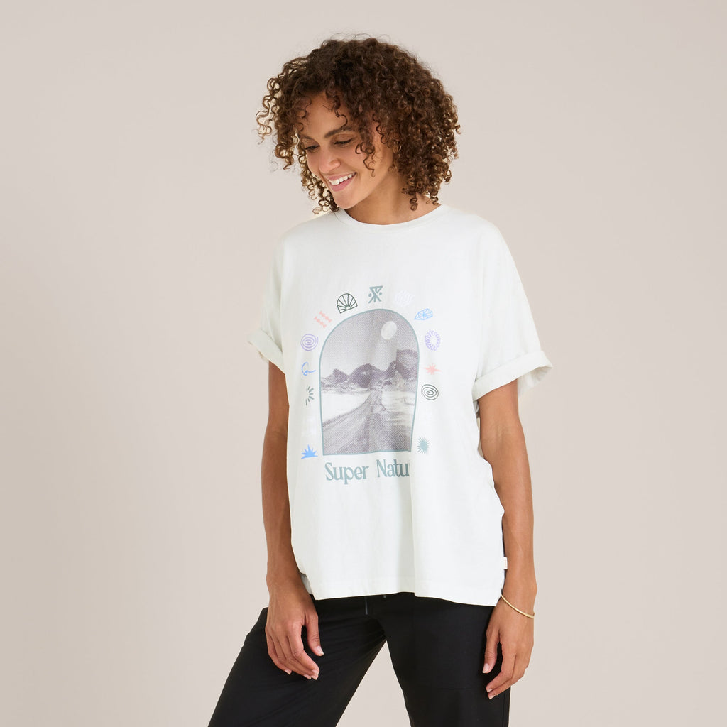 Super Natural Übergroße Premium-T-Shirt - Nebel