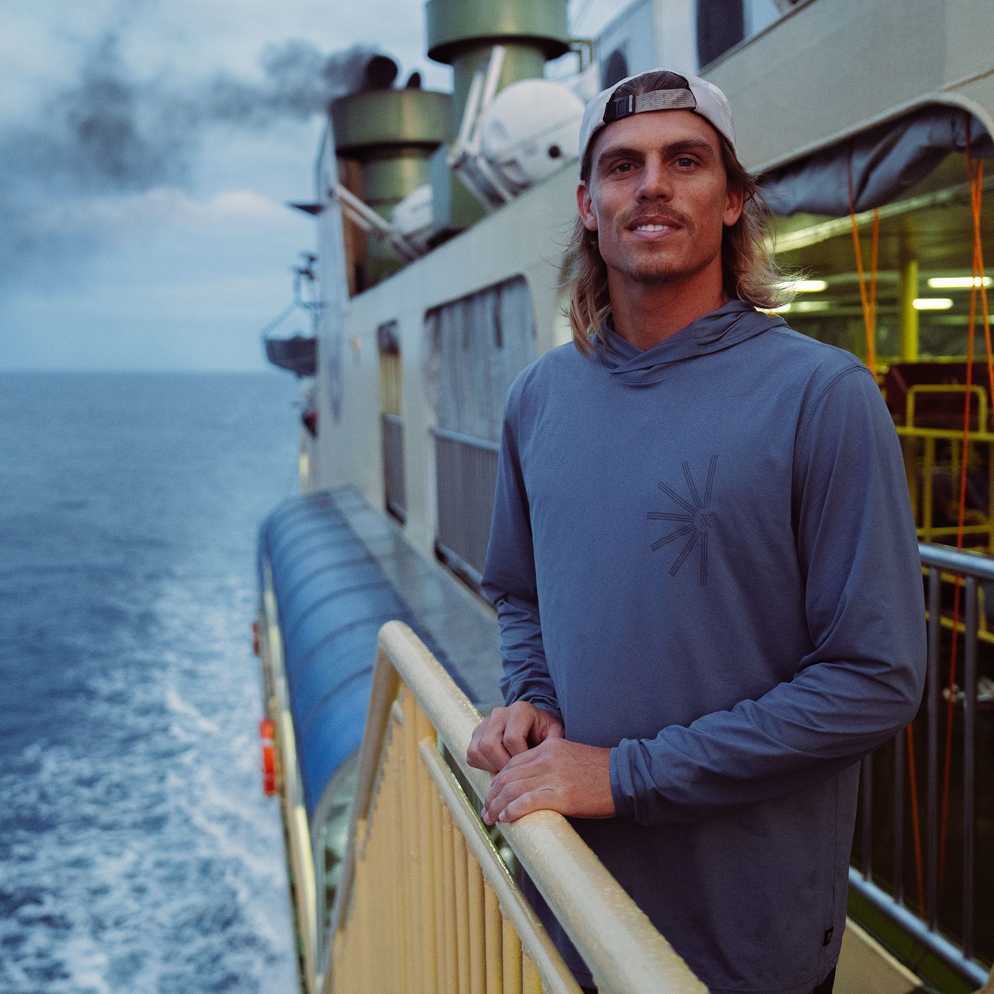 Venture UPF Kapuzenpullover — Neptun