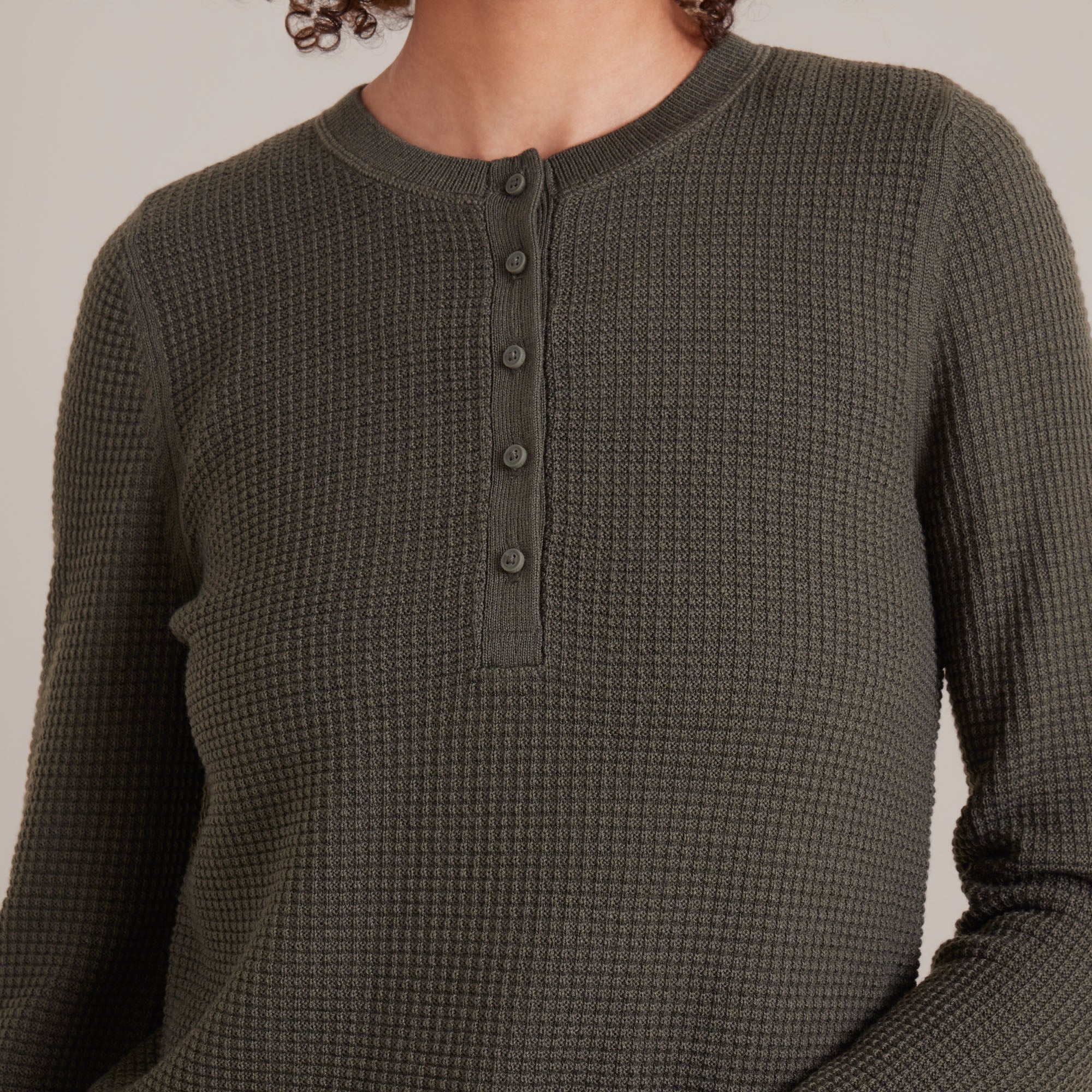 Gut abgenutzte lange Sleeve Thermal Sweater - Militär