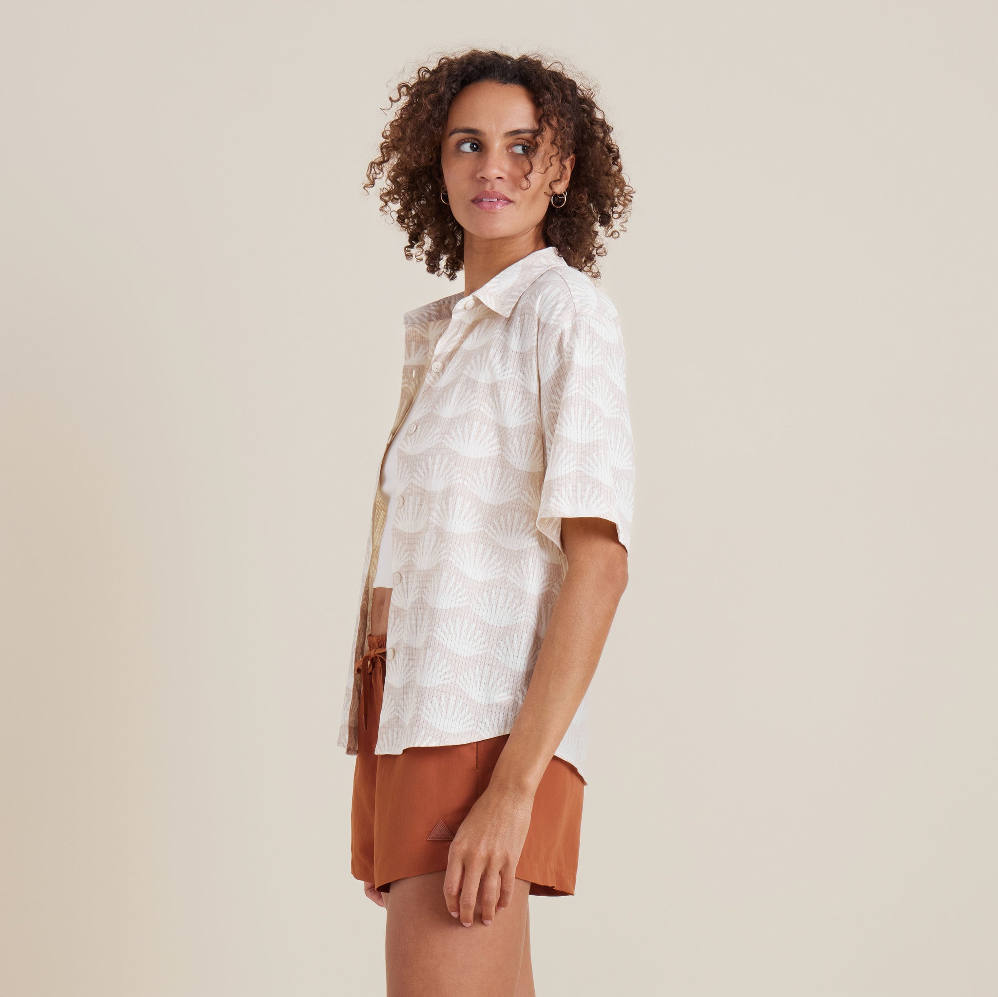 Bless Up Atmungsaktives Stretch-Shirt - Eierschale