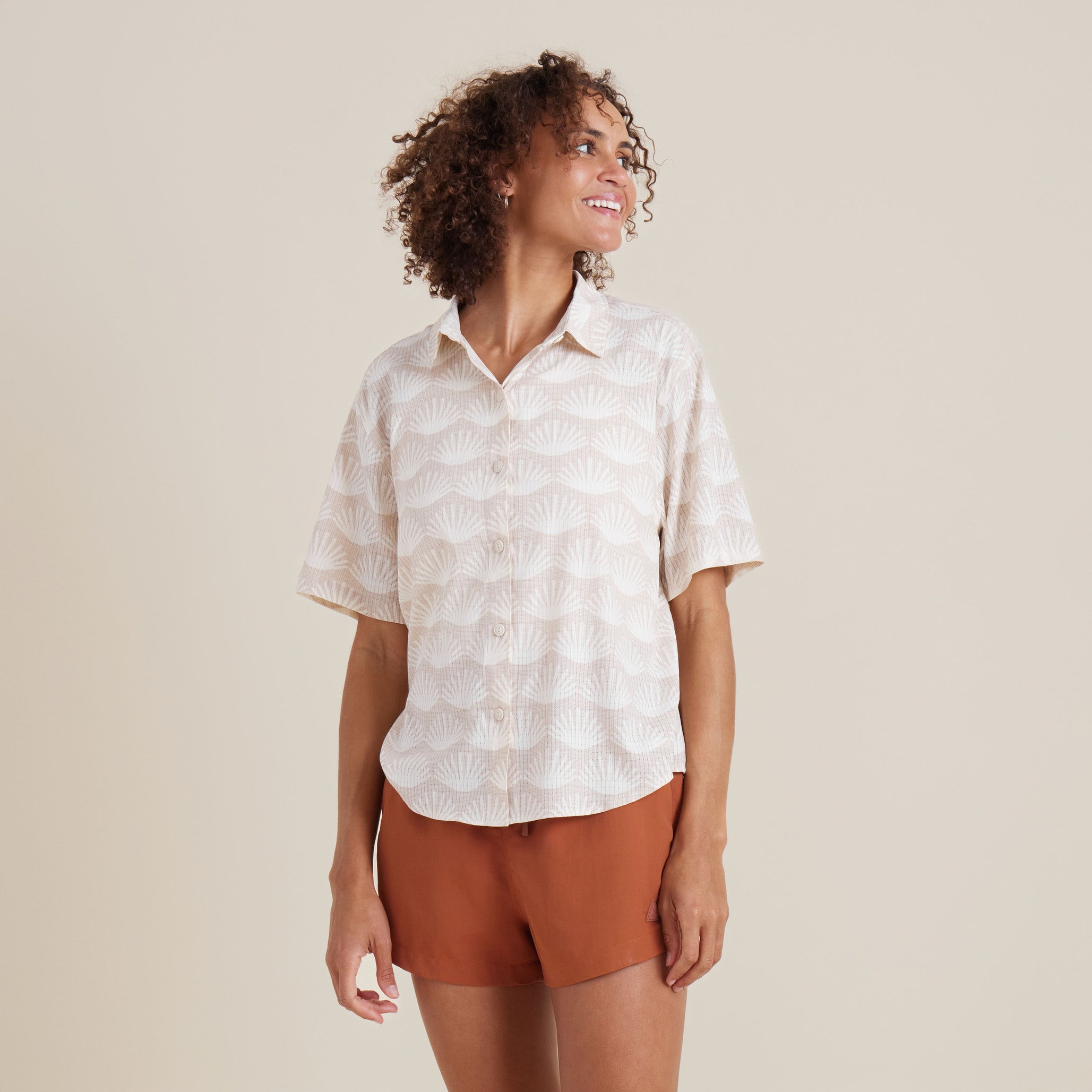 Bless Up Atmungsaktives Stretch-Shirt - Eierschale