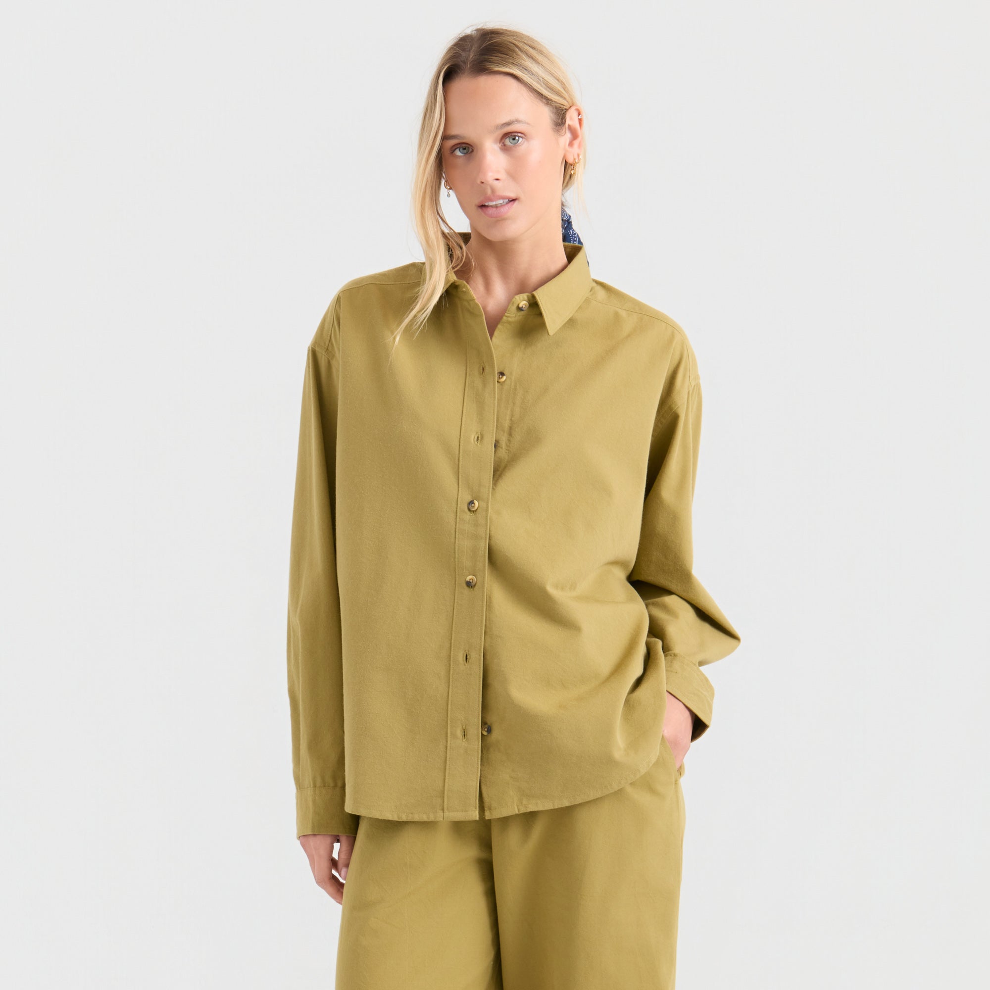 Costa Button Up Shirt - Dusty Olivgrün