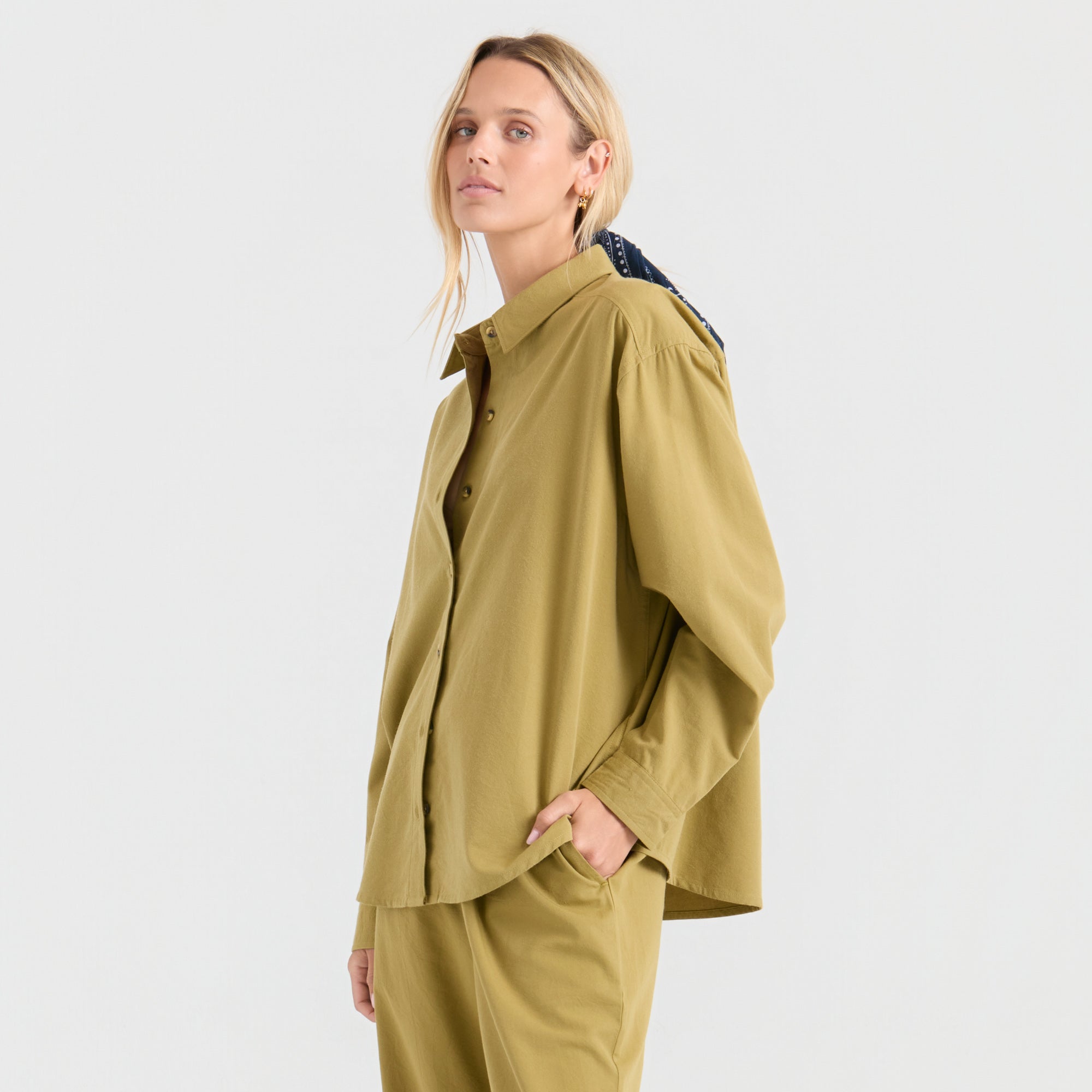 Costa Button Up Shirt - Dusty Olivgrün